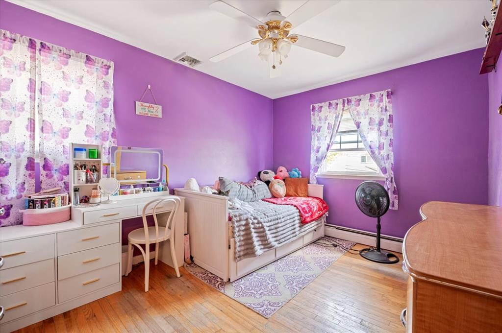 Bellmore, New York, 11710, United States, 5 Bedrooms Bedrooms, ,2 BathroomsBathrooms,Residential,For Sale,1928090