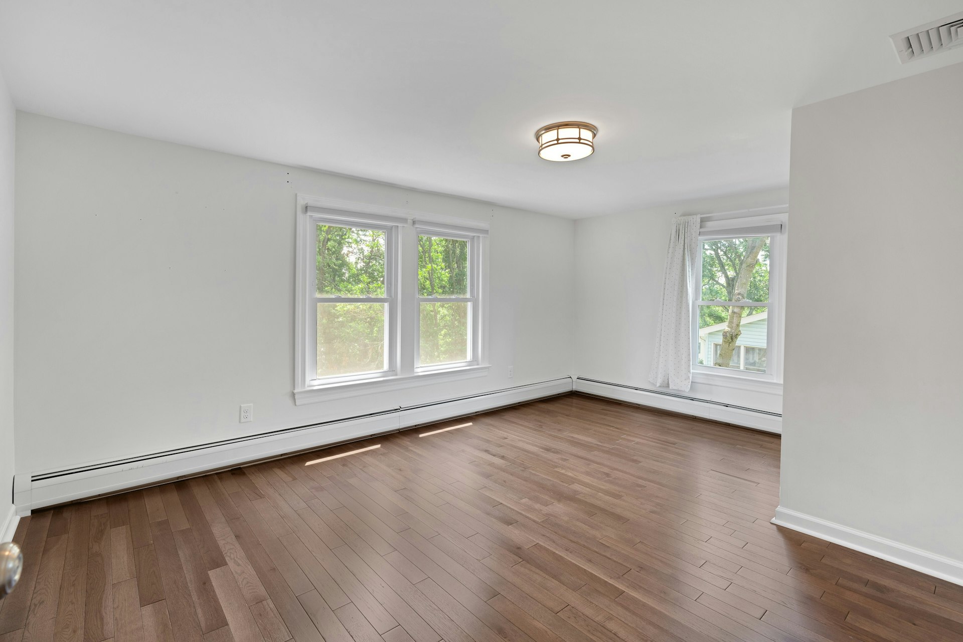 Boonton, New Jersey, 07005, United States, 3 Bedrooms Bedrooms, ,4 BathroomsBathrooms,Residential,For Sale,1974319