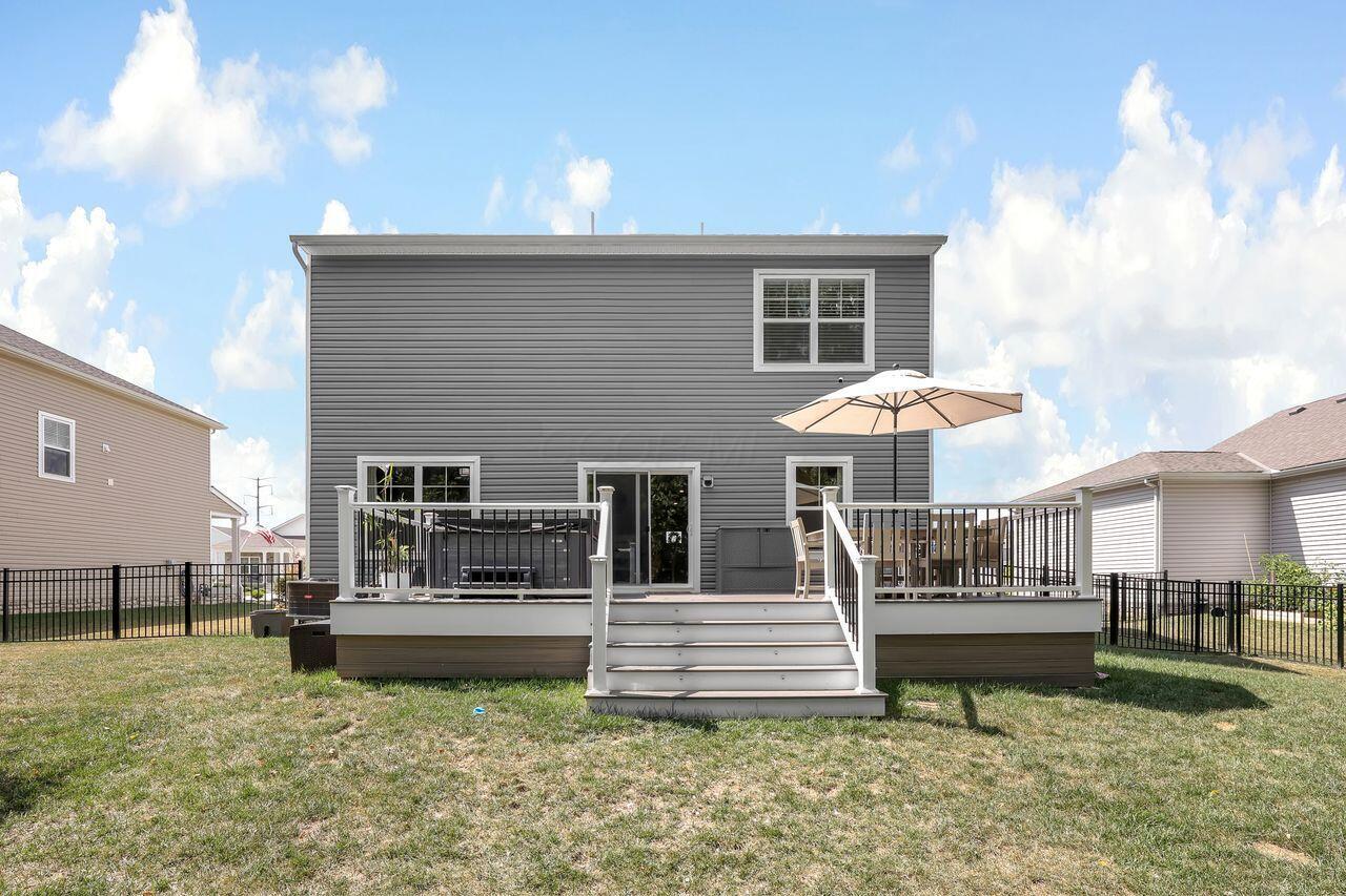 Grove City, Ohio, 43123, United States, 4 Bedrooms Bedrooms, ,4 BathroomsBathrooms,Residential,For Sale,1940093