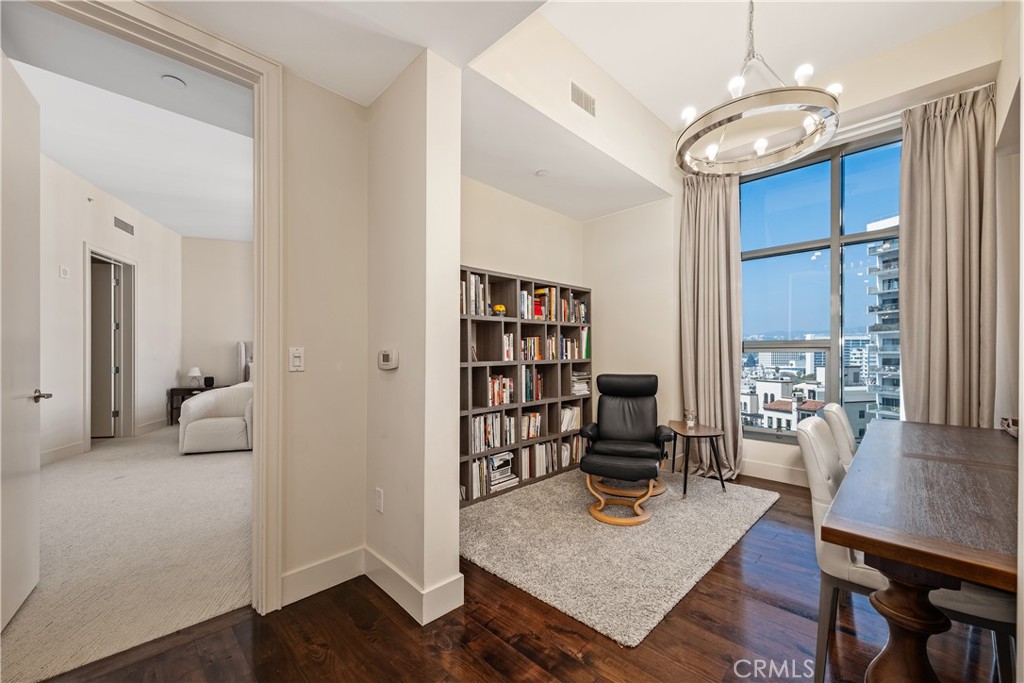 Los Angeles, California, 90024, United States, 2 Bedrooms Bedrooms, ,3 BathroomsBathrooms,Residential,For Sale,1829595