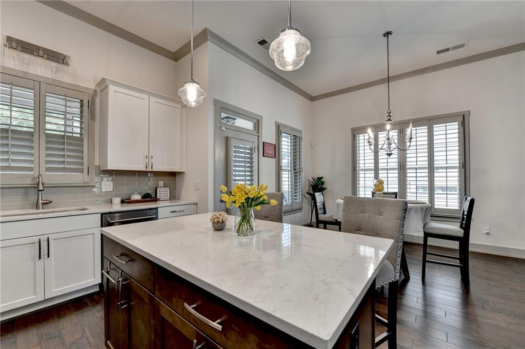 Holly Springs, Georgia, 30115, United States, 3 Bedrooms Bedrooms, ,3 BathroomsBathrooms,Residential,For Sale,1943463