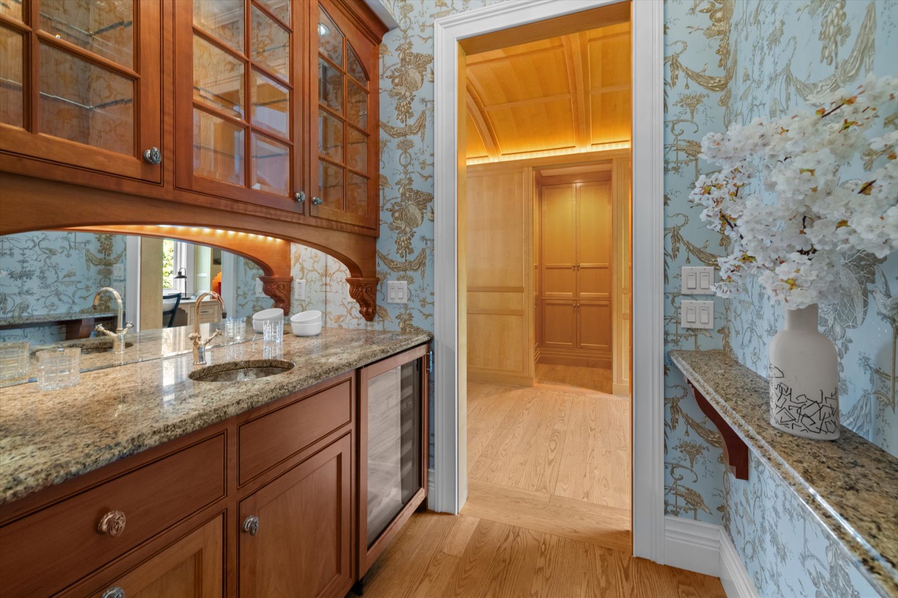  10 Andrea Drive, Hopkinton, MA, 01748 - 物件實景
