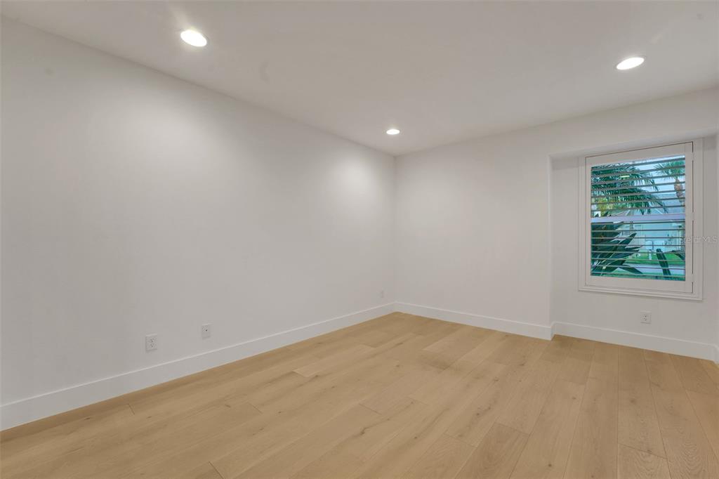 Lake Mary, Florida, 32746, United States, 4 Bedrooms Bedrooms, ,2 BathroomsBathrooms,Residential,For Sale,1987851