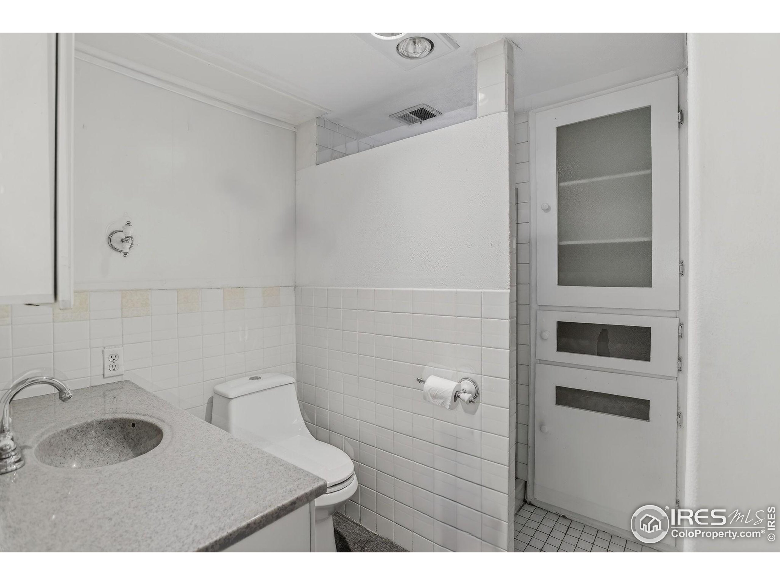 Louisville, Colorado, 80027, United States, 4 Bedrooms Bedrooms, ,Residential,For Sale,2003307