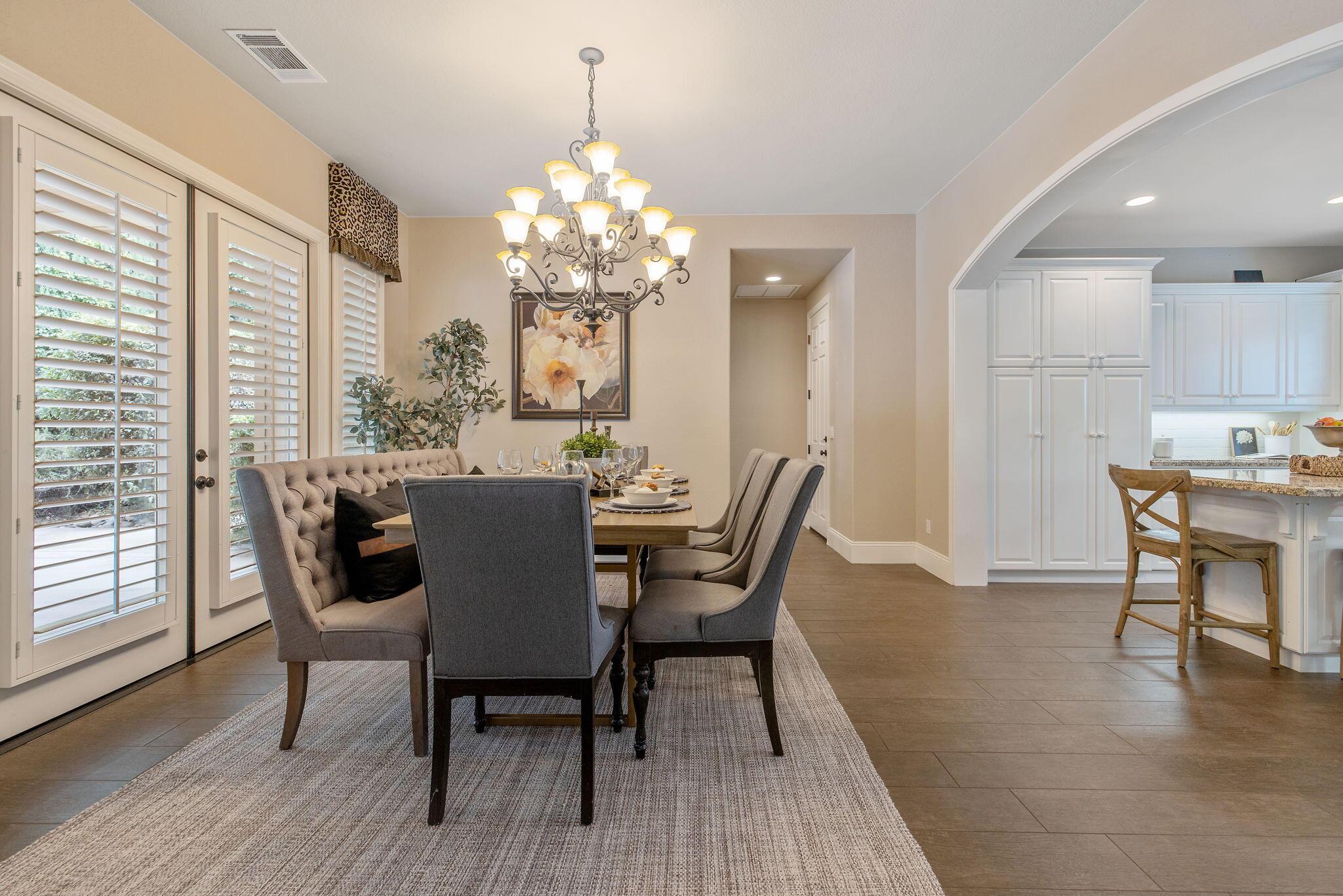 Visalia, California, 93277, United States, 3 Bedrooms Bedrooms, ,2 BathroomsBathrooms,Residential,For Sale,2048559