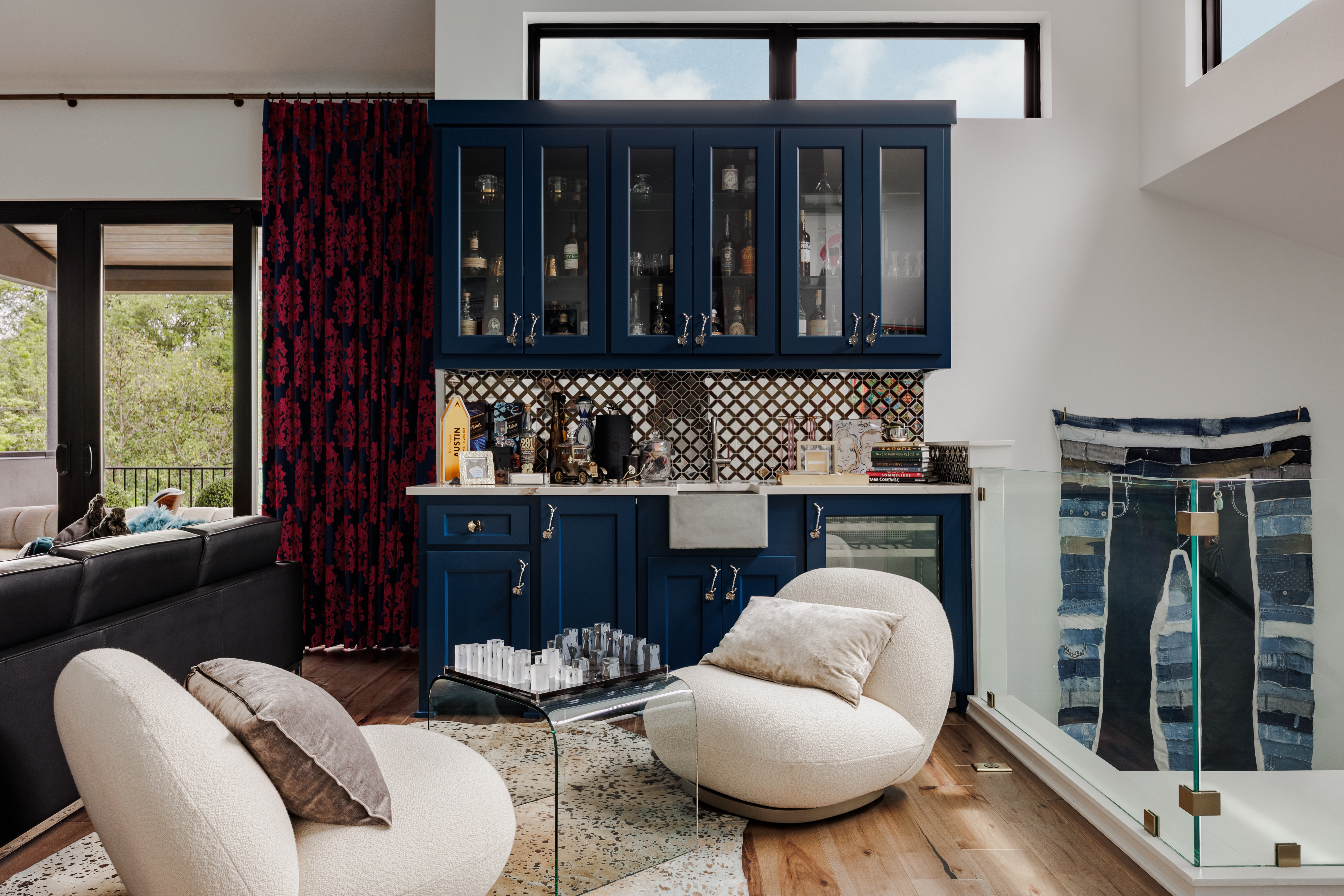  Sophisticated Barton Hills Home Balancing Lively Entertaining with Quiet Retreat - 物件實景