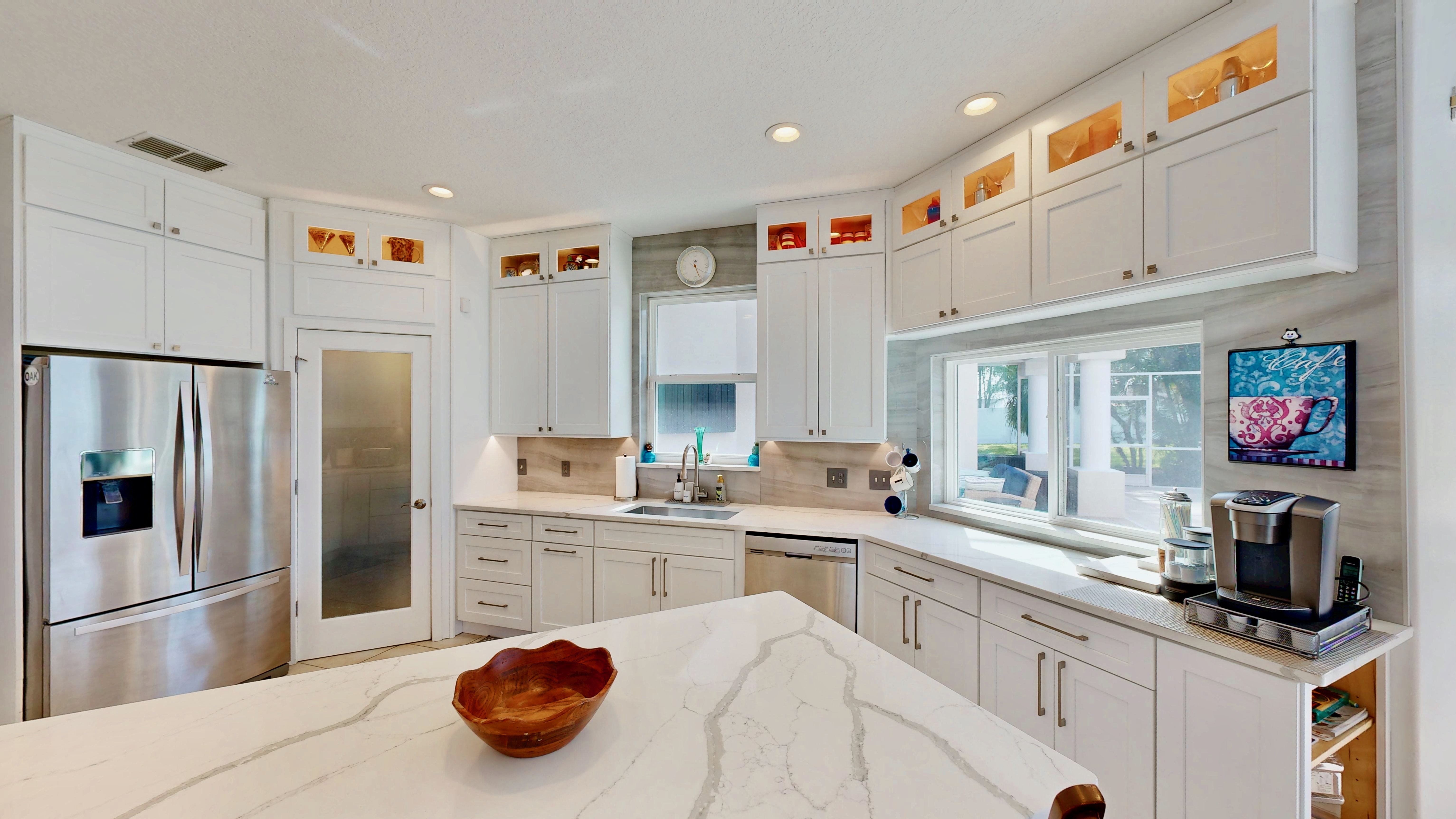 Oakland, Florida, 34760, United States, 4 Bedrooms Bedrooms, ,3 BathroomsBathrooms,Residential,For Sale,1828727