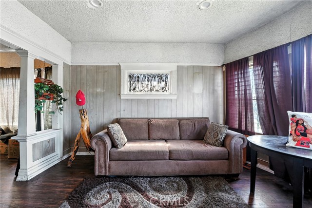 Los Angeles, California, 90011, United States, 2 Bedrooms Bedrooms, ,1 BathroomBathrooms,Residential,For Sale,1937850