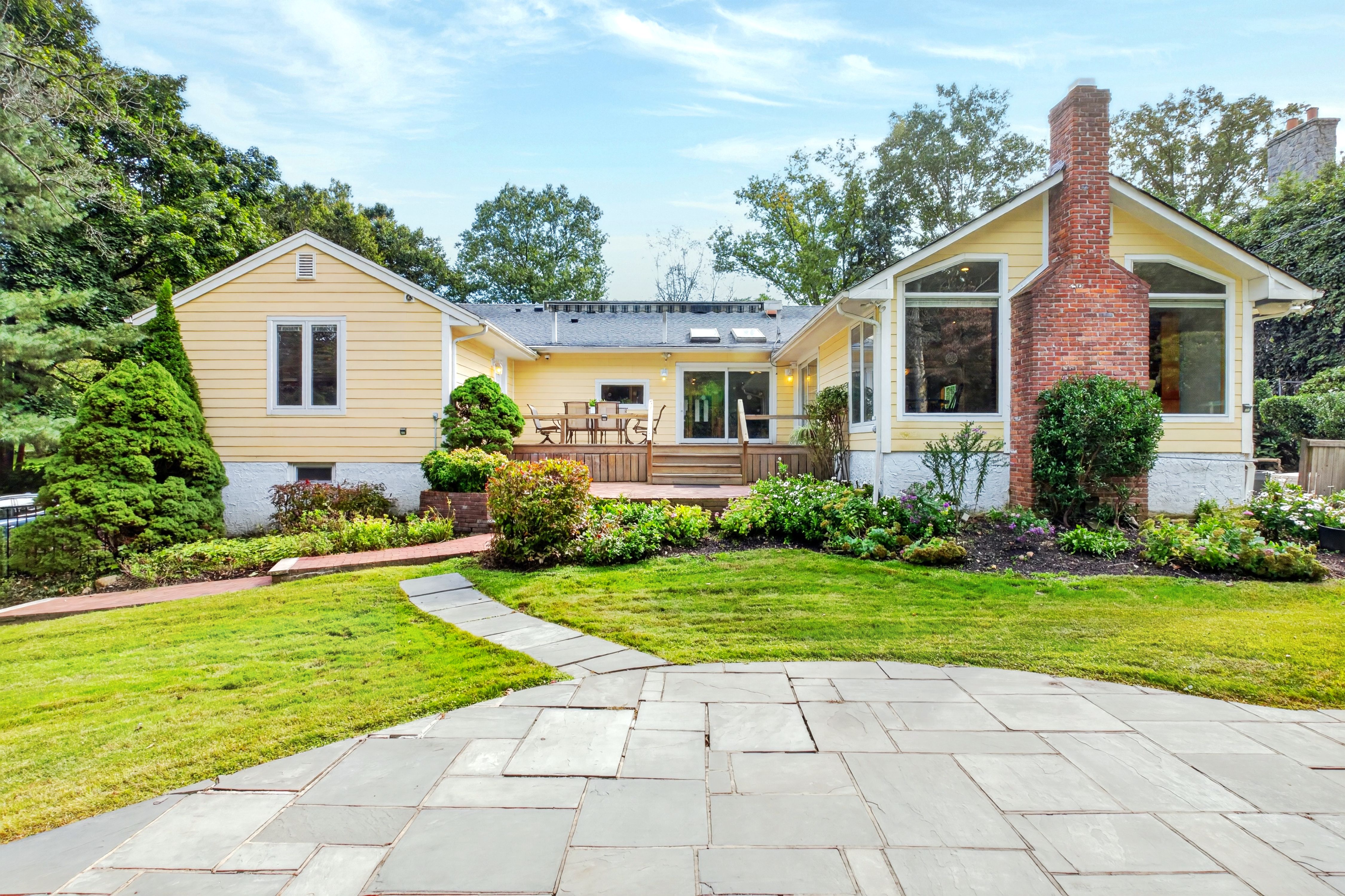  75 Plymouth Road, Manhasset, NY 11030 - 物件實景