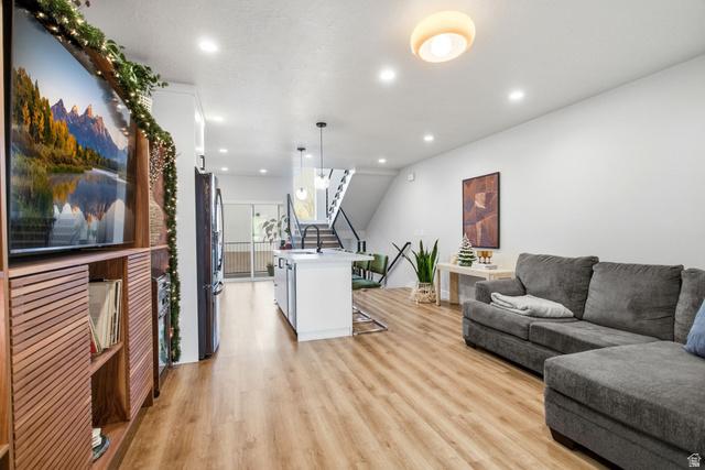 Salt Lake City, Utah, 84115, United States, 3 Bedrooms Bedrooms, ,3 BathroomsBathrooms,Residential,For Sale,1998699