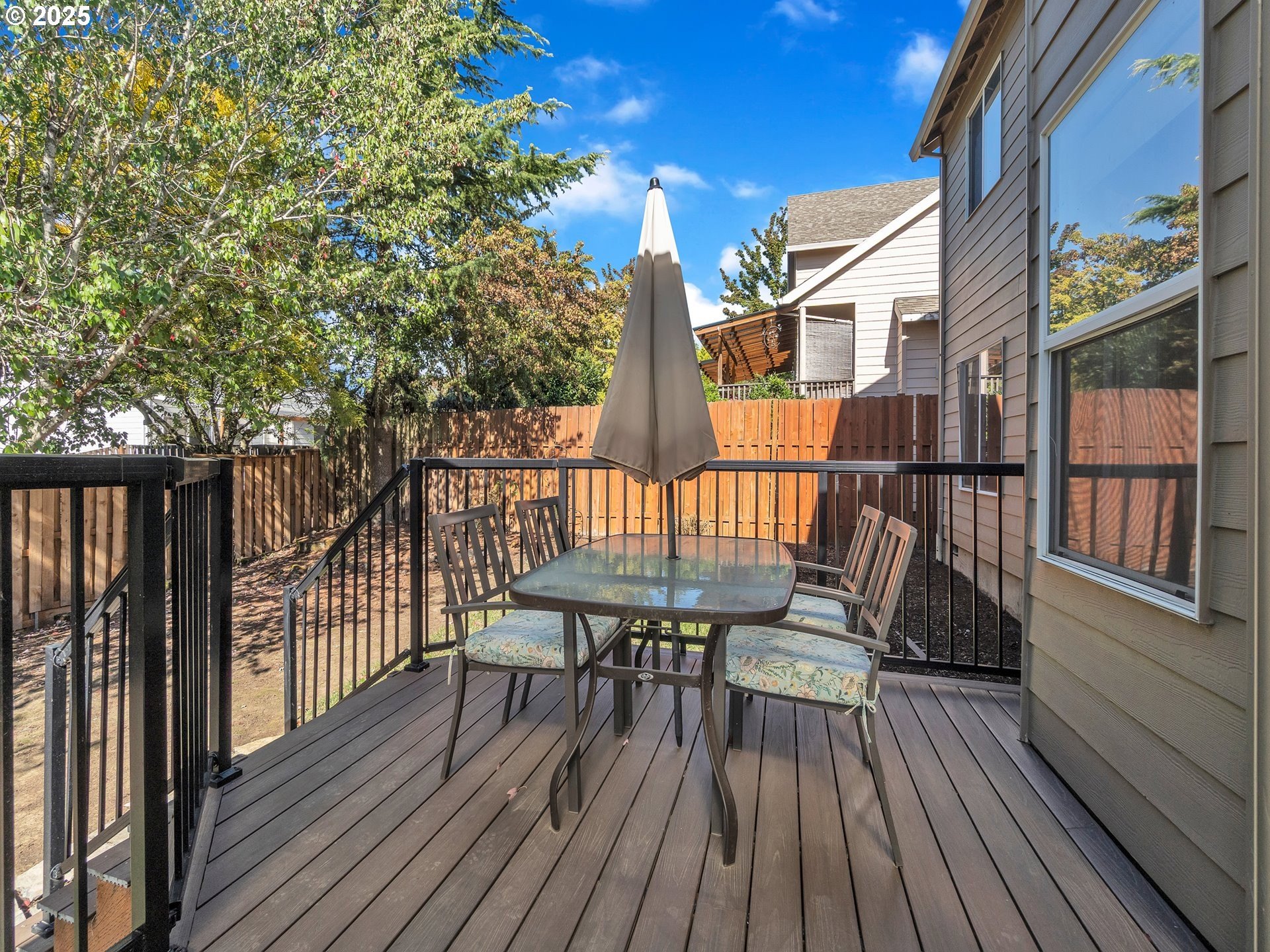 Newberg, Oregon, 97132, United States, 4 Bedrooms Bedrooms, ,3 BathroomsBathrooms,Residential,For Sale,1962580