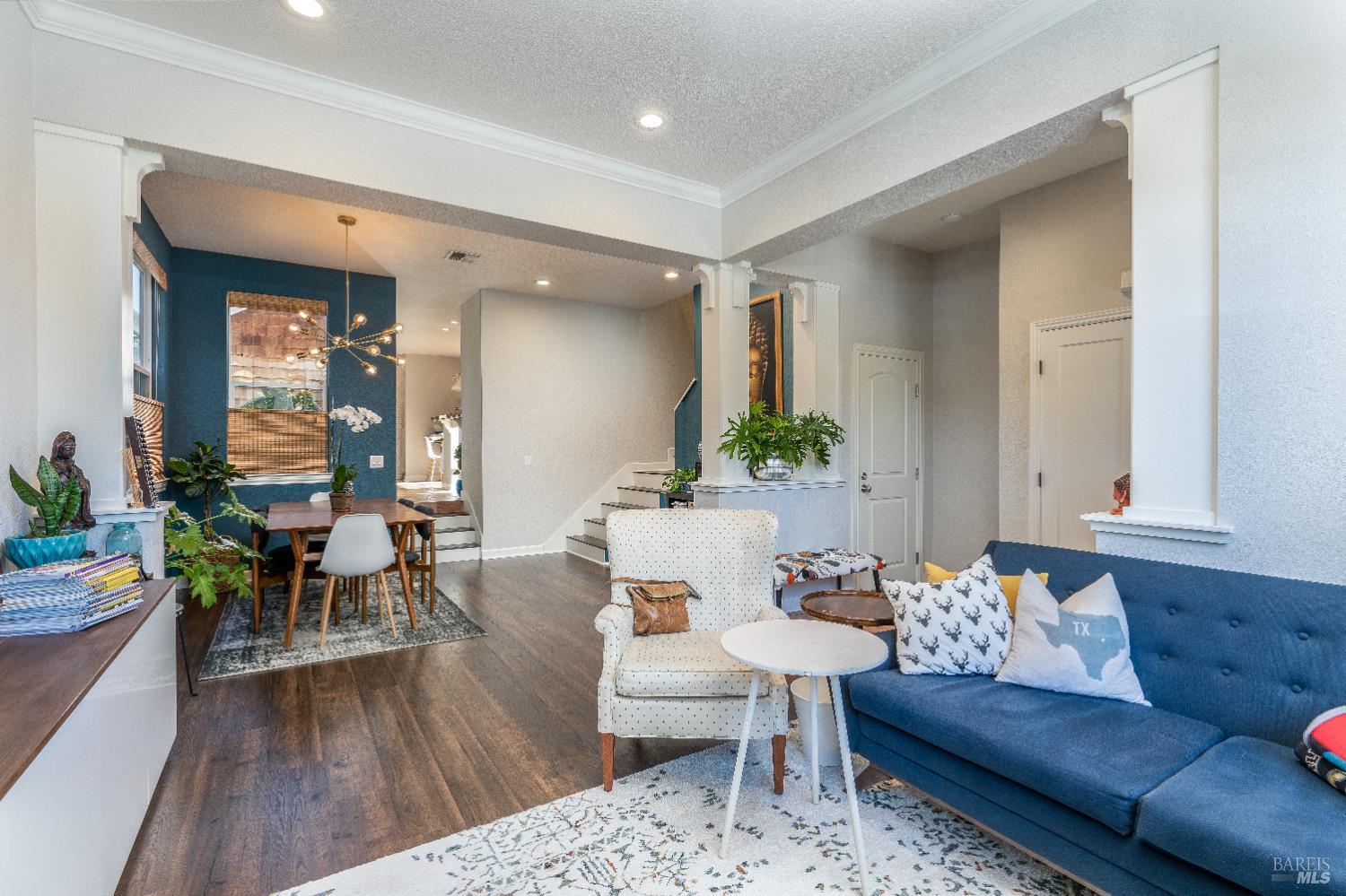 Sebastopol, California, 95472, United States, 3 Bedrooms Bedrooms, ,4 BathroomsBathrooms,Residential,For Sale,1987420