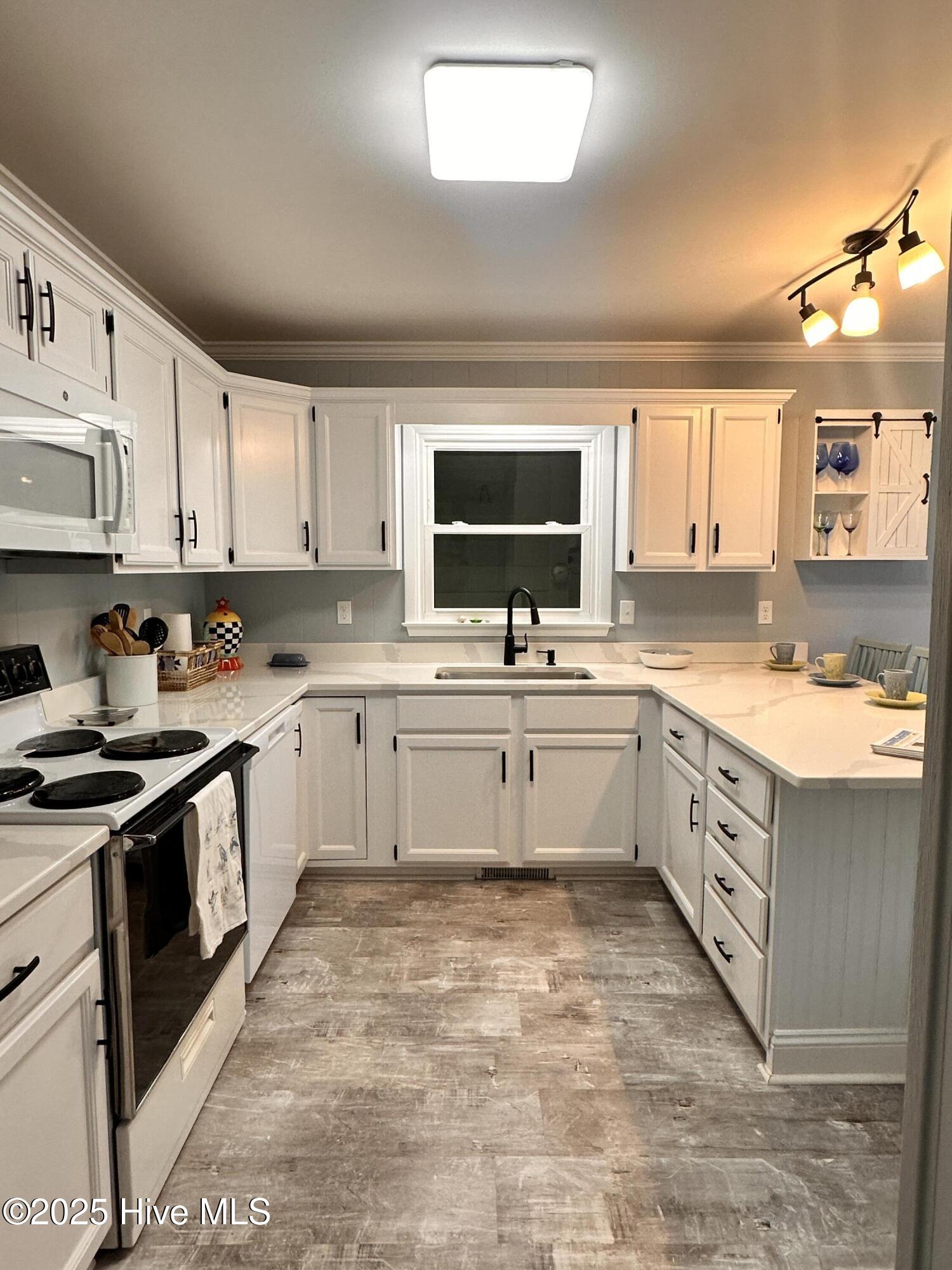 Oak Island, North Carolina, 28465, United States, 3 Bedrooms Bedrooms, ,2 BathroomsBathrooms,Residential,For Sale,1883696