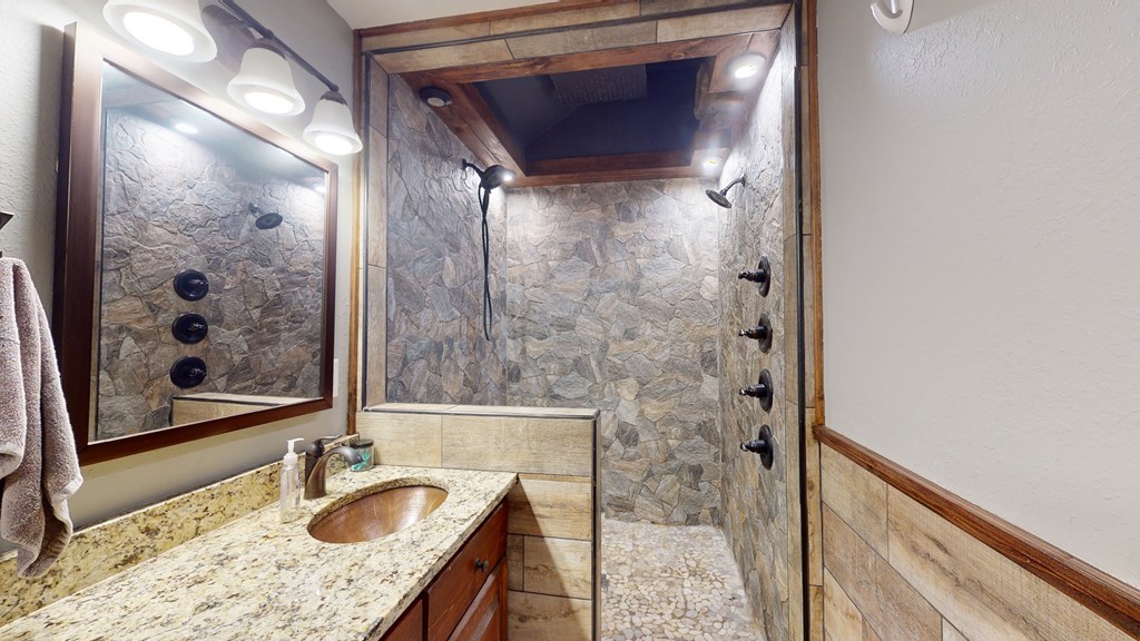 1941 Old Northcutt Road, Ellijay, Georgia, 30536, United States, 5 Bedrooms Bedrooms, ,3 BathroomsBathrooms,Residential,For Sale,1941 Old Northcutt Road,1538844