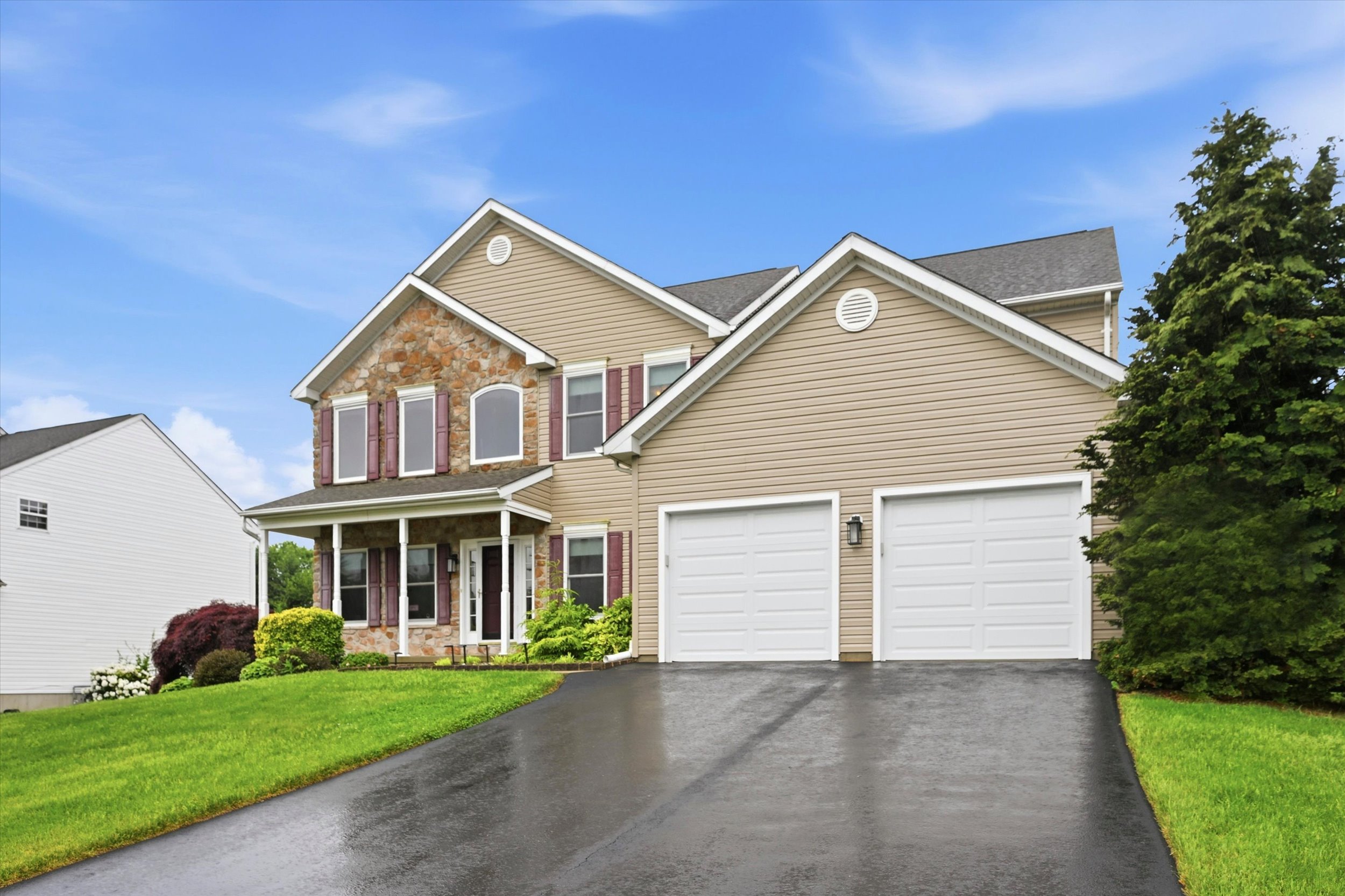Oxford, Pennsylvania, 19363, United States, 4 Bedrooms Bedrooms, ,3 BathroomsBathrooms,Residential,For Sale,2049212