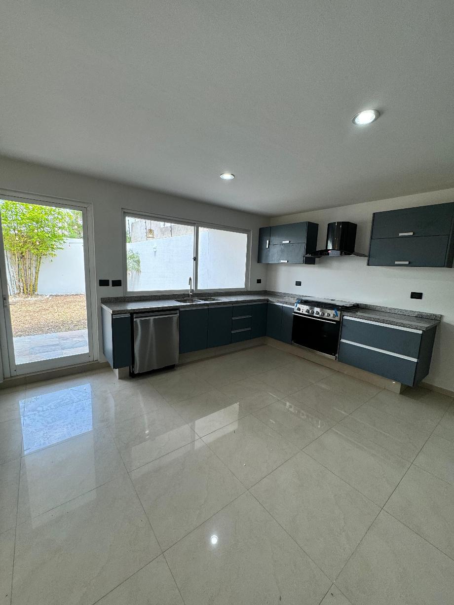 Cerro Lago Palomas, Querétaro, Querétaro, 76230, Mexico, 3 Bedrooms Bedrooms, ,3 BathroomsBathrooms,Residential,For Sale,Cerro Lago Palomas,1672480