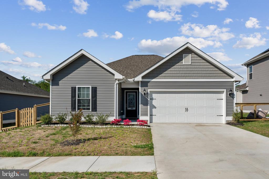 Rollins Rd, Bowling Green, VA 22427
