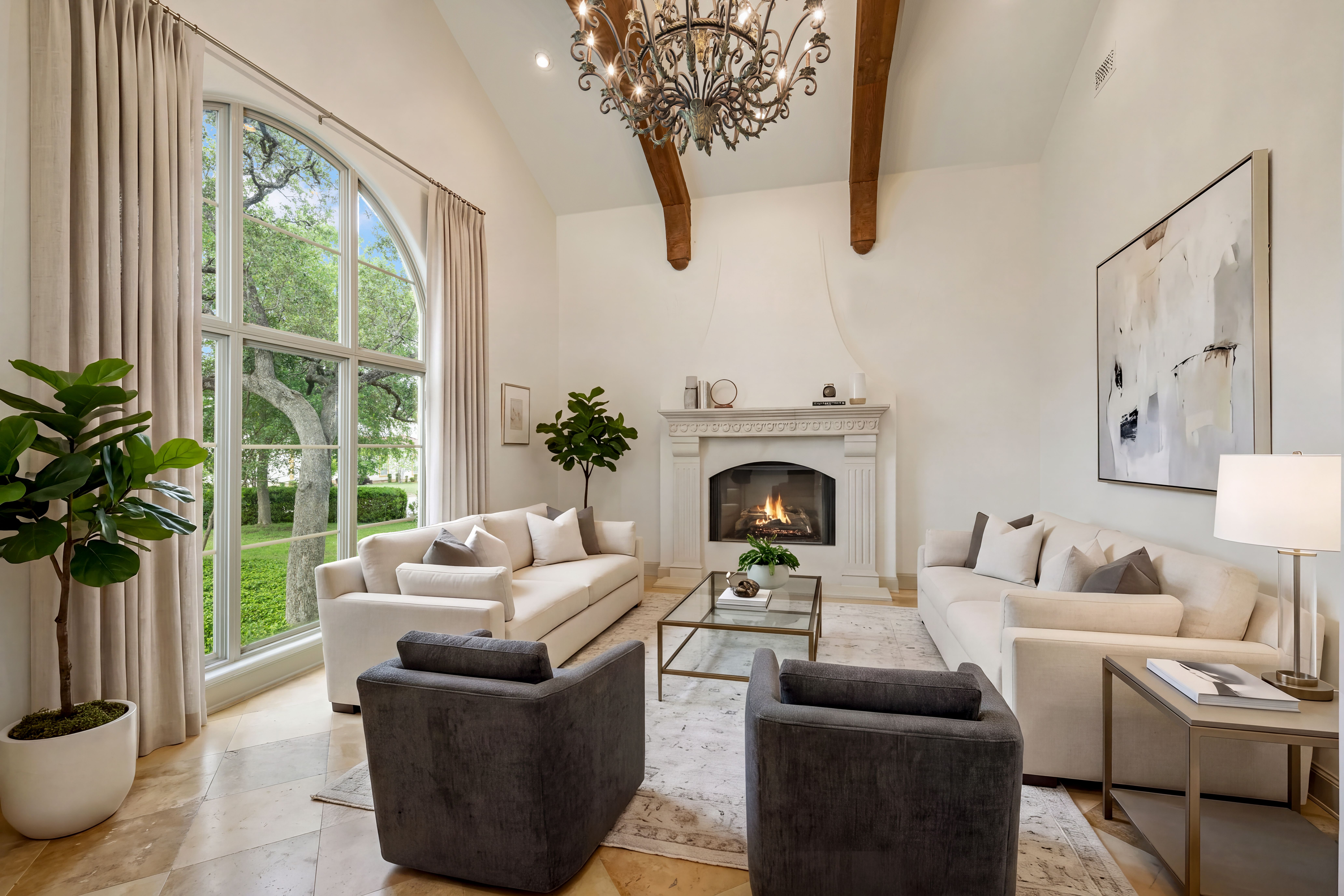  Custom Estate with Pool, Courtyard and Wine Room - 物件實景
