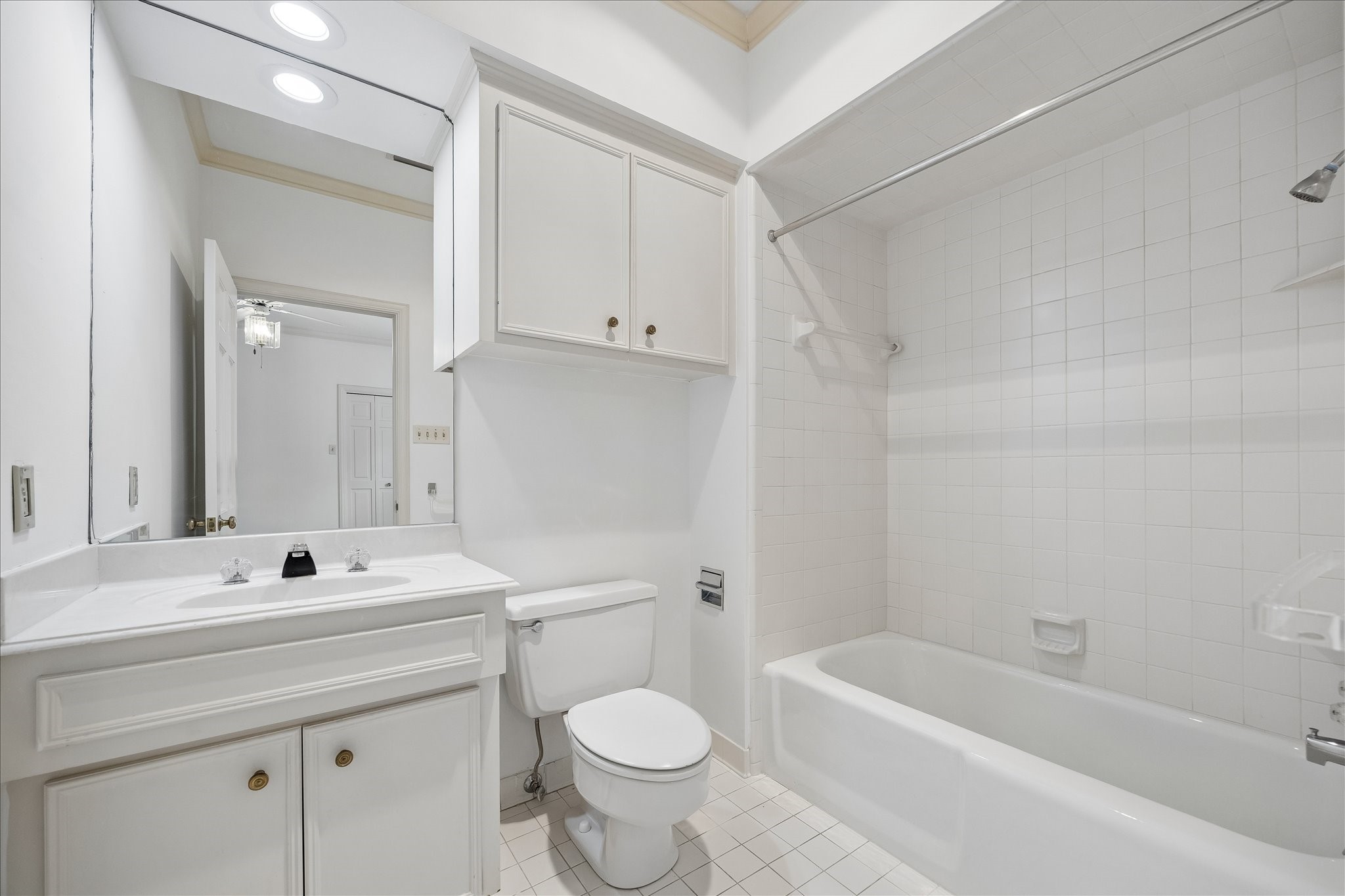  1422 Nantucket Drive C - 物件實景