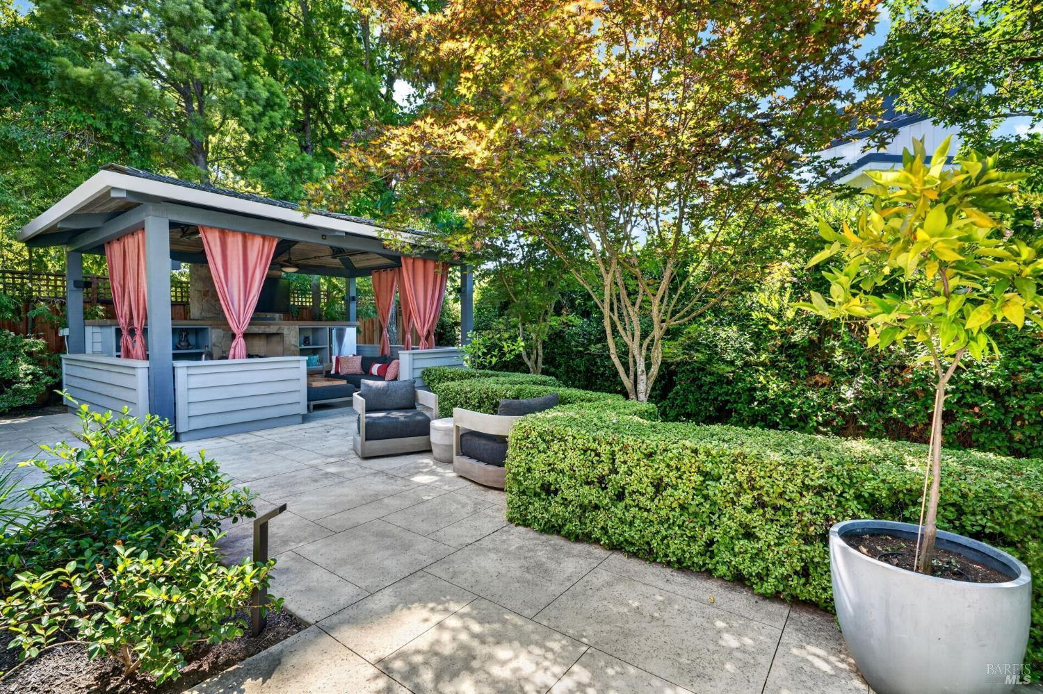 Oak Cir, Yountville, CA 94599 #1