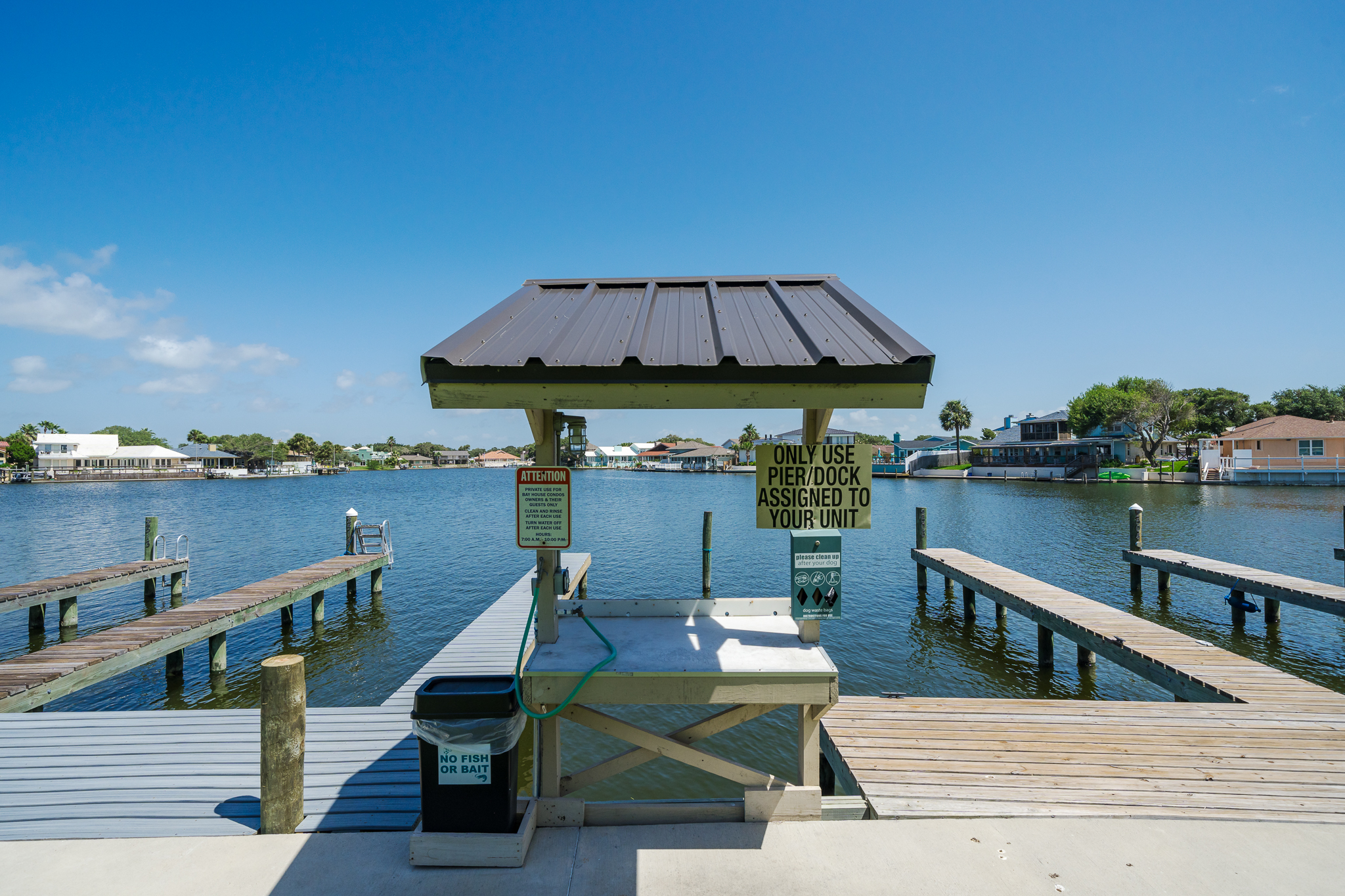 Resort-Style Waterfront Condo - 物件實景