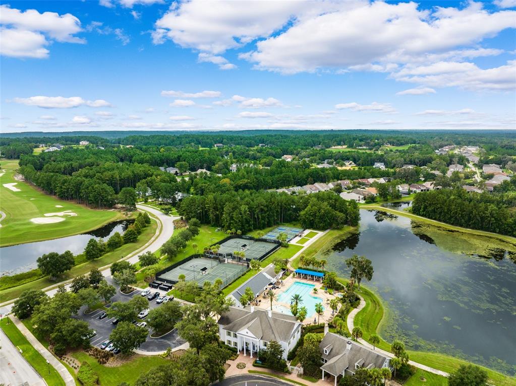 Brooksville, Florida, 34601, United States, 2 Bedrooms Bedrooms, ,4 BathroomsBathrooms,Residential,For Sale,1834972
