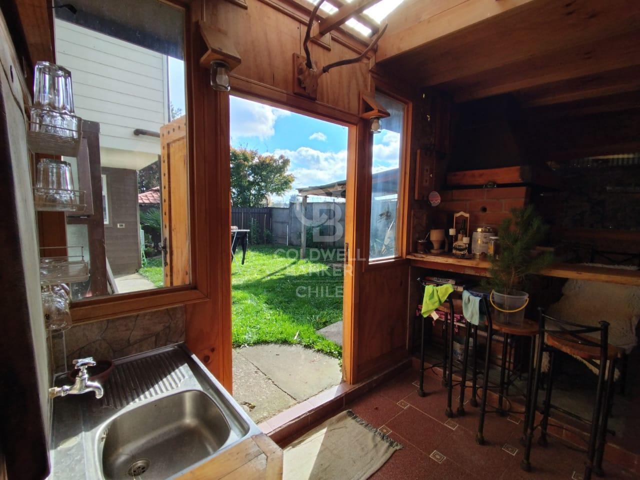 Osorno, Chile, 6 Bedrooms Bedrooms, ,4 BathroomsBathrooms,Residential,For Sale,1913359