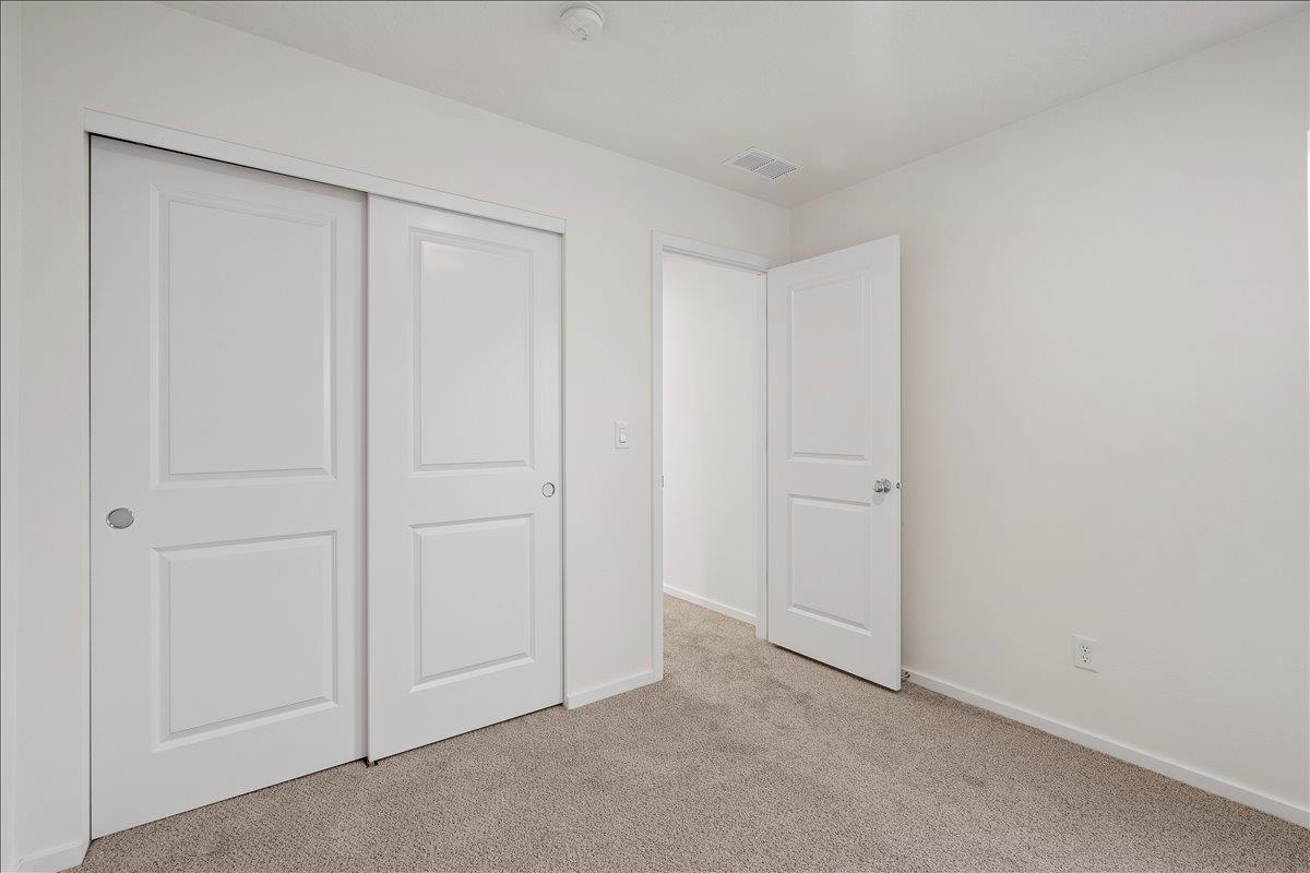 Deer Park, Washington, 99006, United States, 5 Bedrooms Bedrooms, ,2 BathroomsBathrooms,Residential,For Sale,1956687