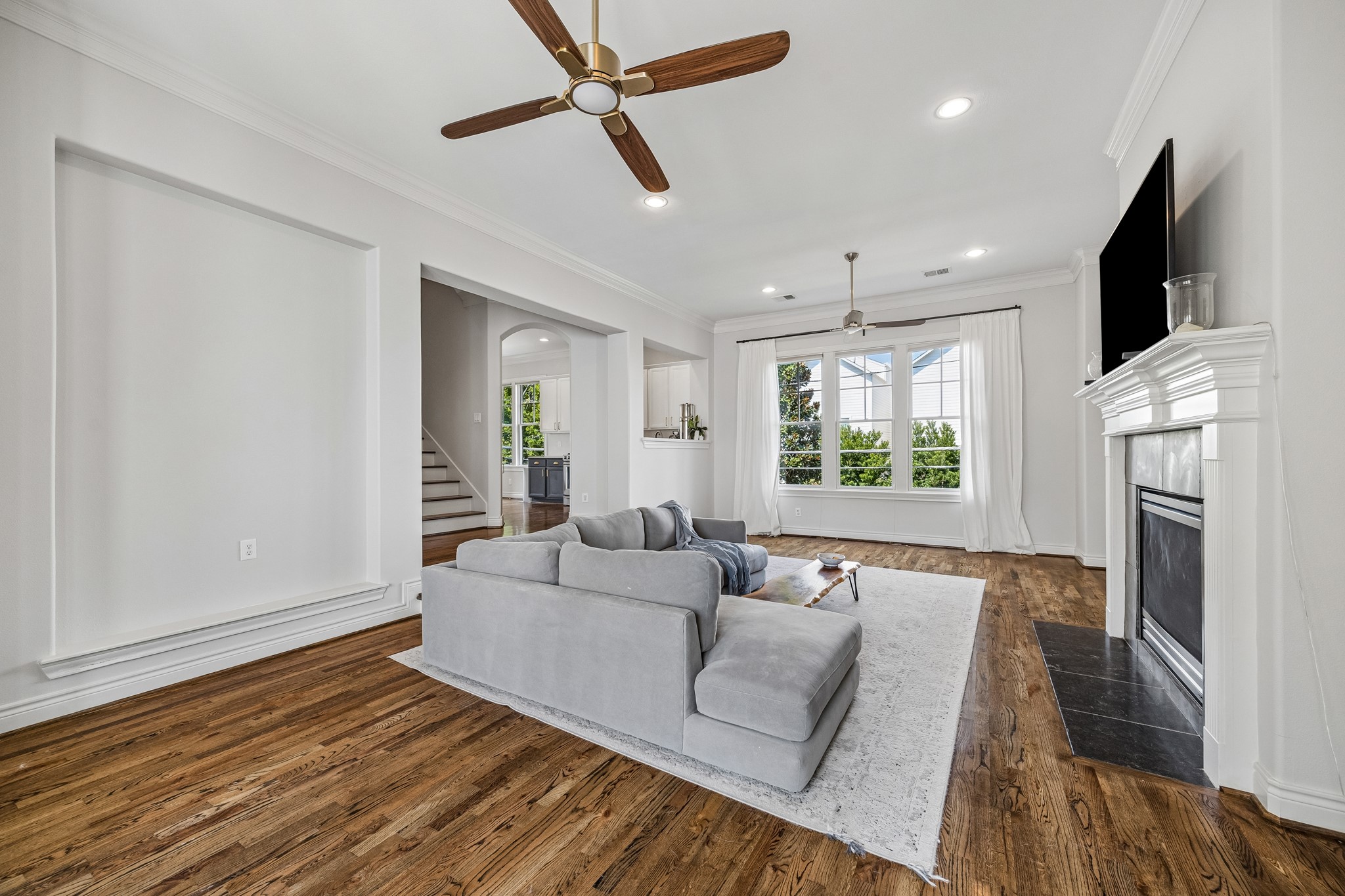  539 W 25th Street A - 物件實景