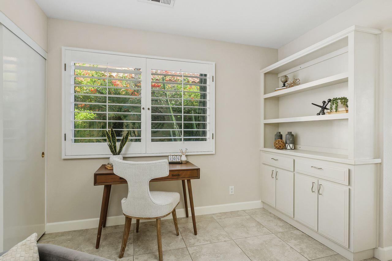 Rancho Mirage, California, 92270, United States, 3 Bedrooms Bedrooms, ,2 BathroomsBathrooms,Residential,For Sale,1999734