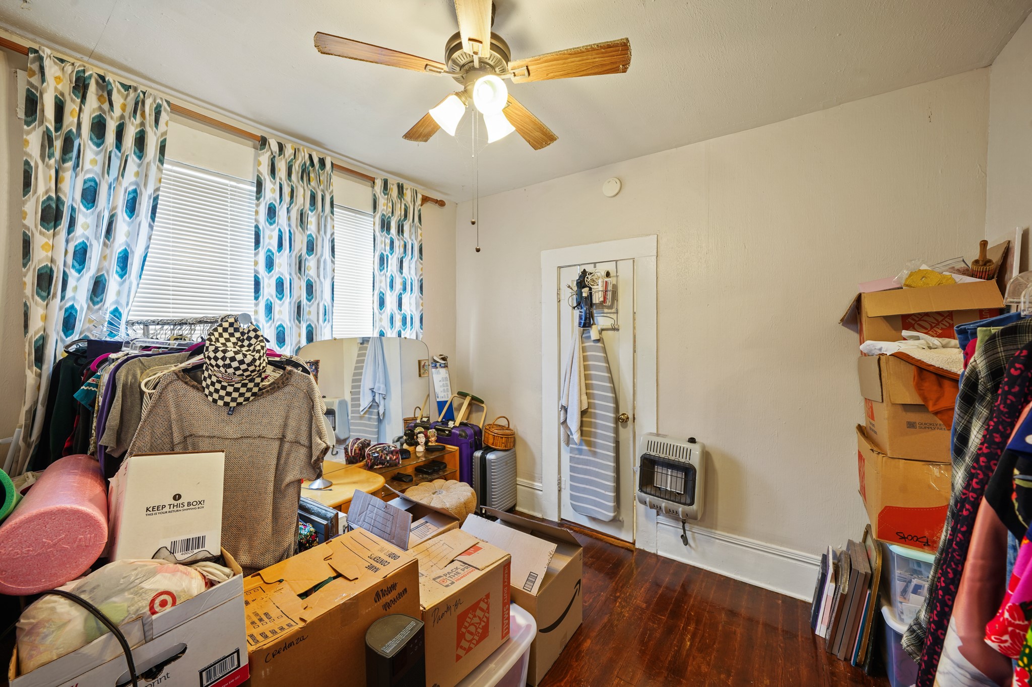 Houston, Texas, 77008, United States, 2 Bedrooms Bedrooms, ,1 BathroomBathrooms,Residential,For Sale,1868340