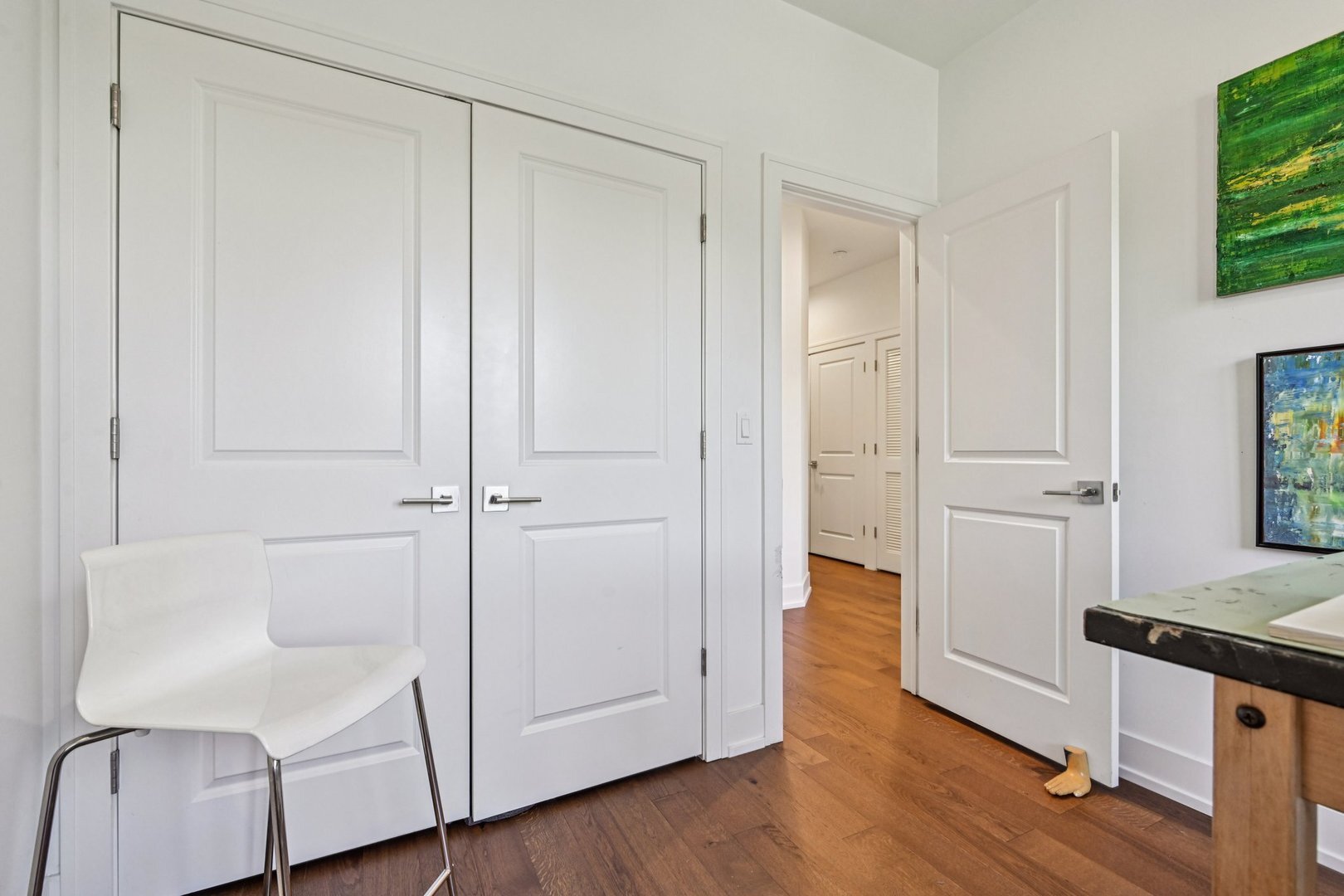 Evanston, Illinois, 60202, United States, 4 Bedrooms Bedrooms, ,3 BathroomsBathrooms,Residential,For Sale,1991957