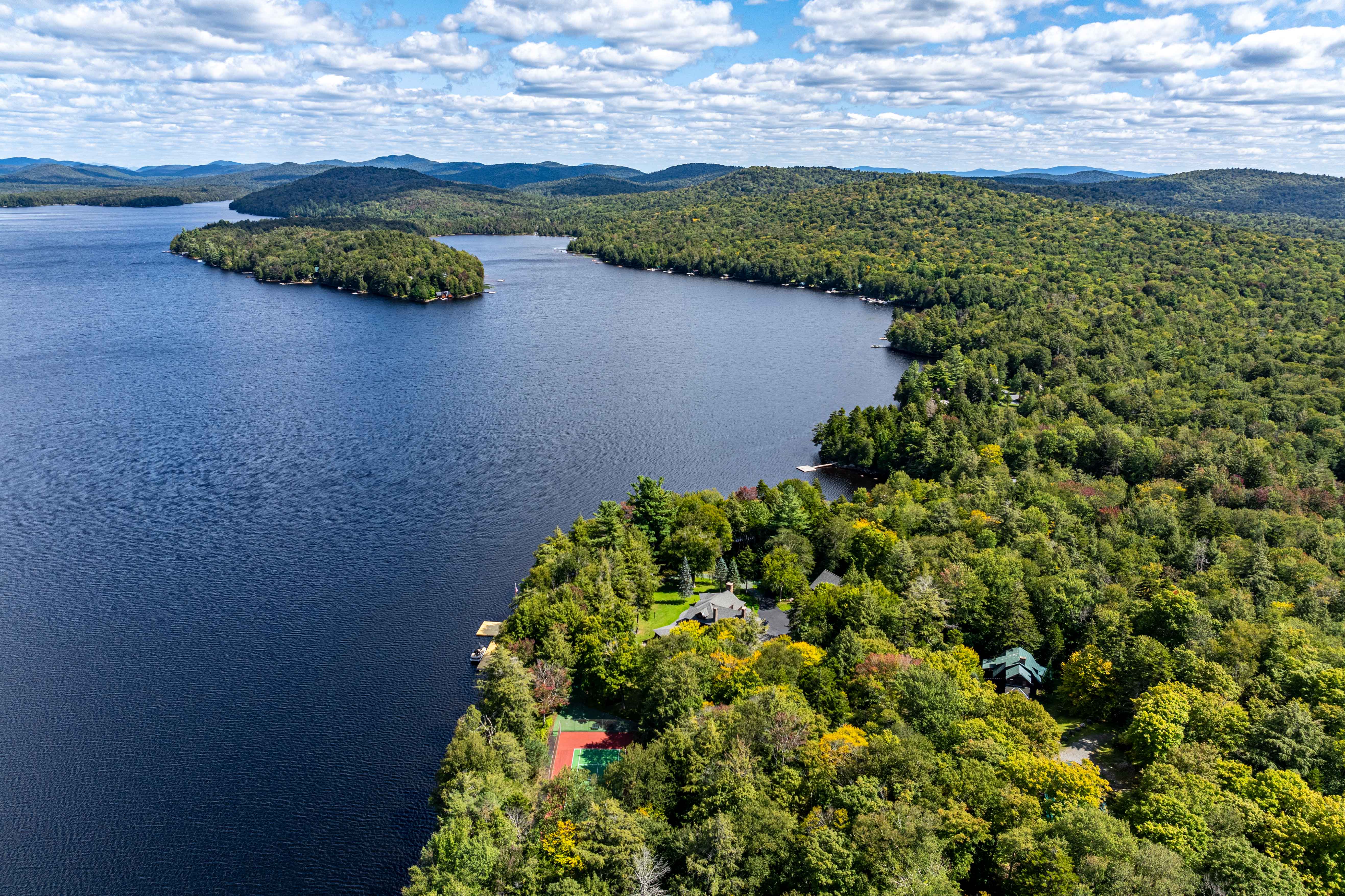  Extraordinary Historic Home on Big Moose Lake - 物件實景