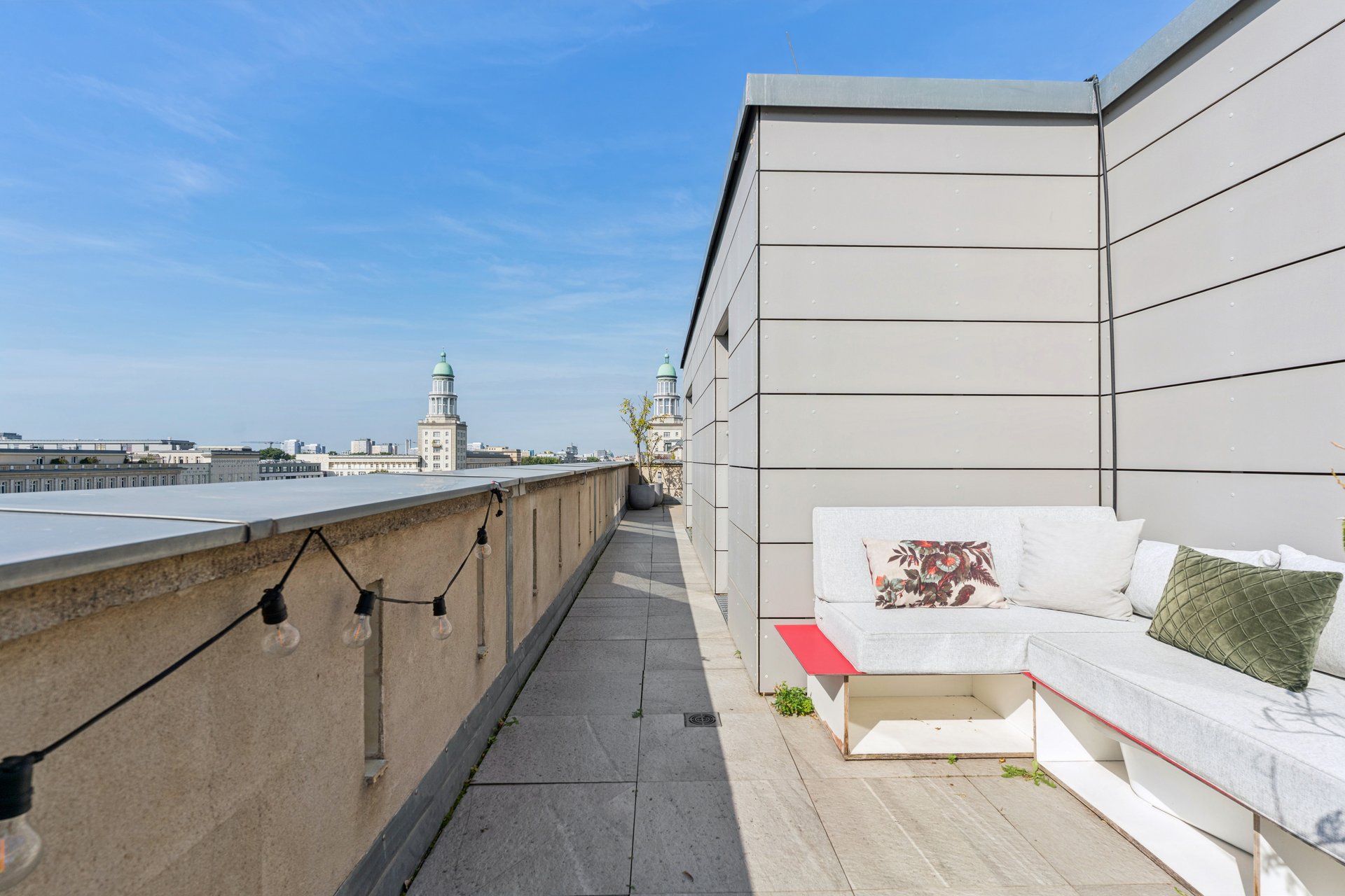  Above the Rooftops of History – An Extraordinary Penthouse on Frankfurter Allee - 物件實景