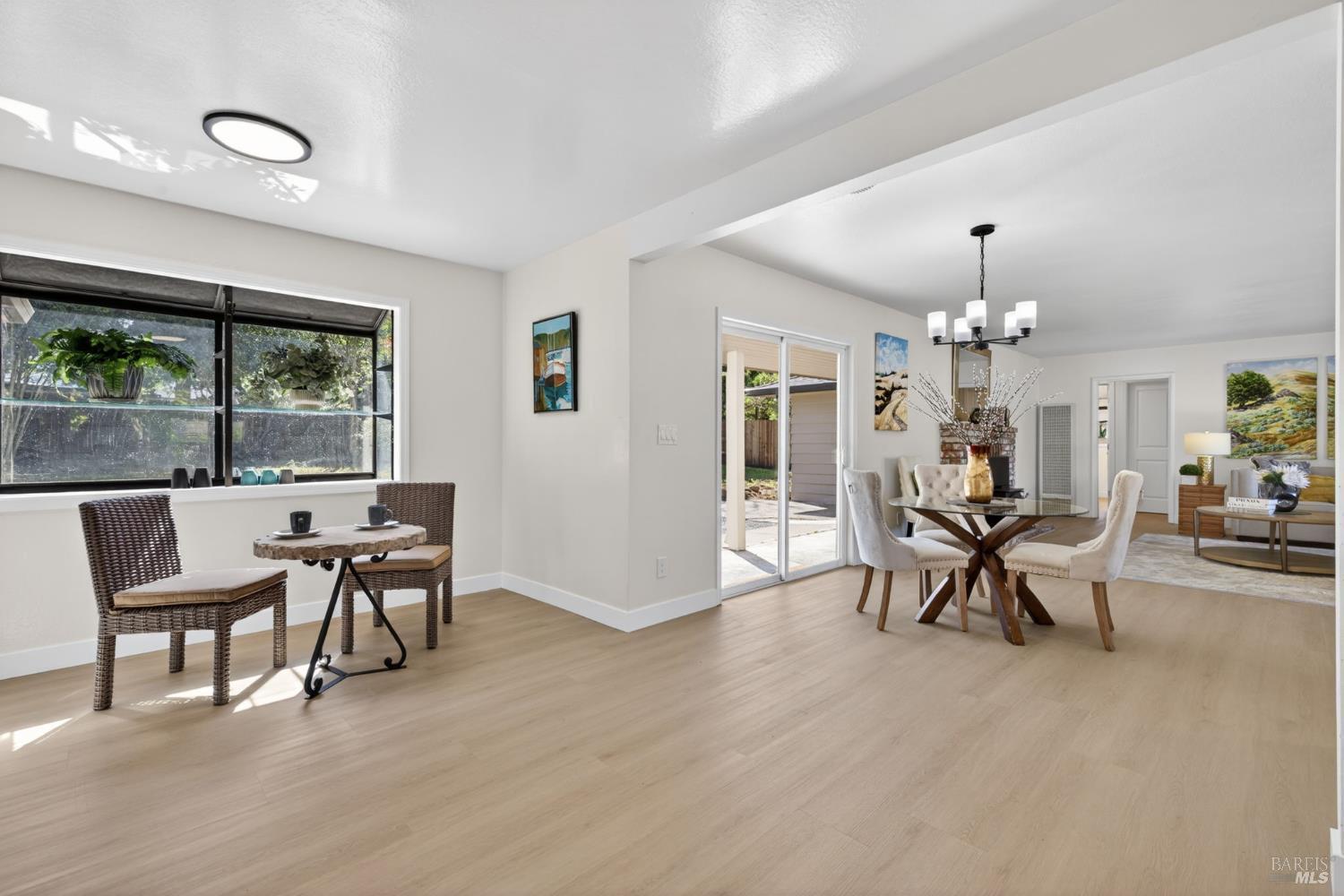 Sebastopol, California, 95472, United States, 2 Bedrooms Bedrooms, ,1 BathroomBathrooms,Residential,For Sale,2048872