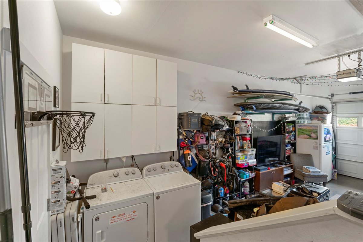 Makawao, Hawaii, 96768, United States, 3 Bedrooms Bedrooms, ,3 BathroomsBathrooms,Residential,For Sale,1973898