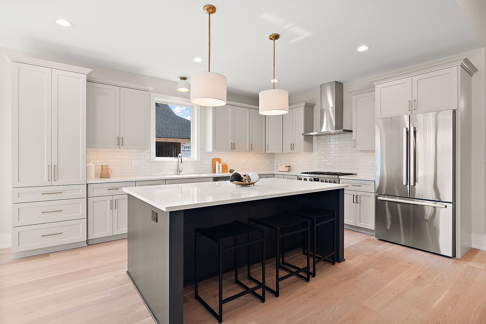 Orland Park, Illinois, 60467, United States, 2 Bedrooms Bedrooms, ,2 BathroomsBathrooms,Residential,For Sale,1921917