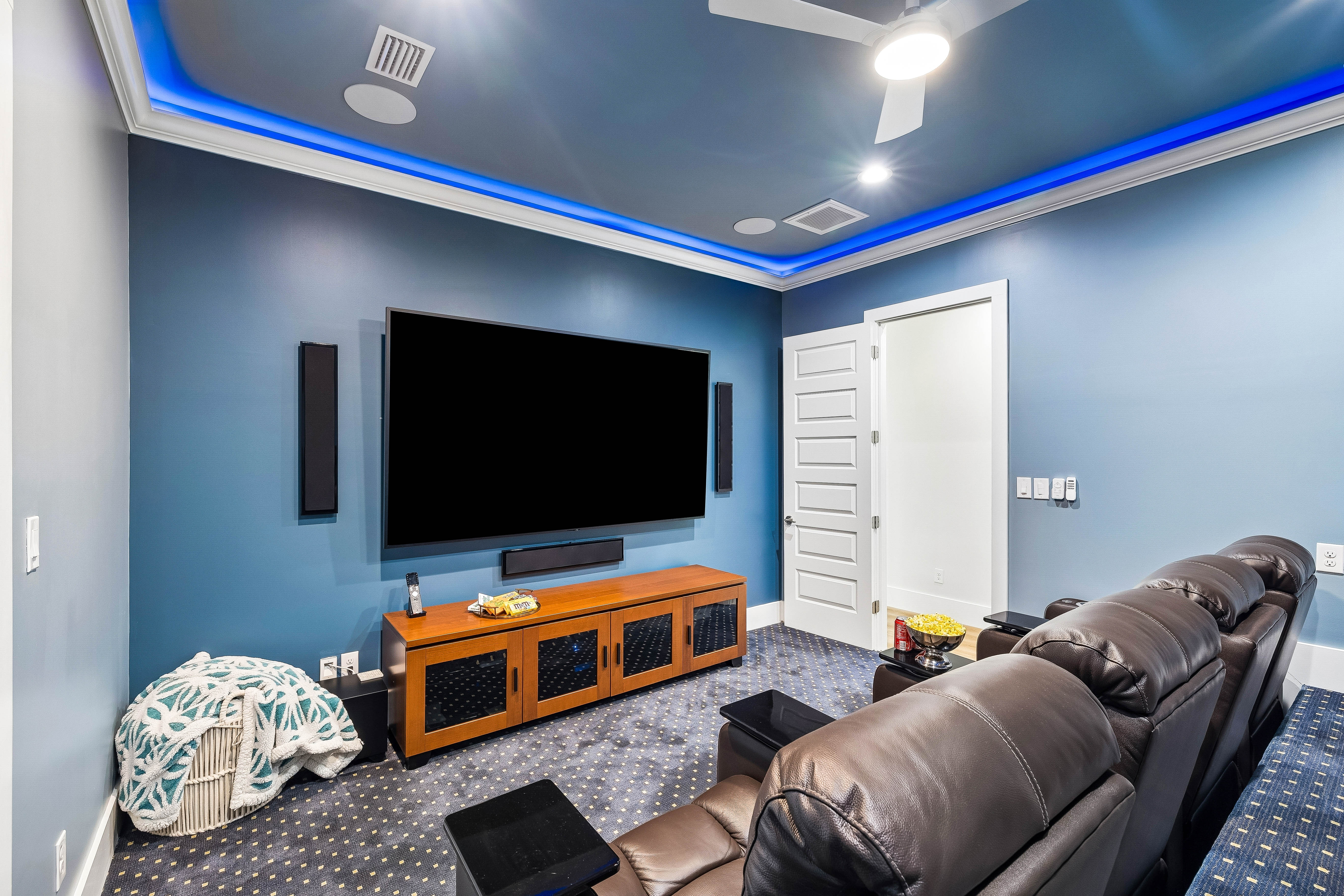  A New Benchmark for Luxury on Navarre Beach - 物件實景