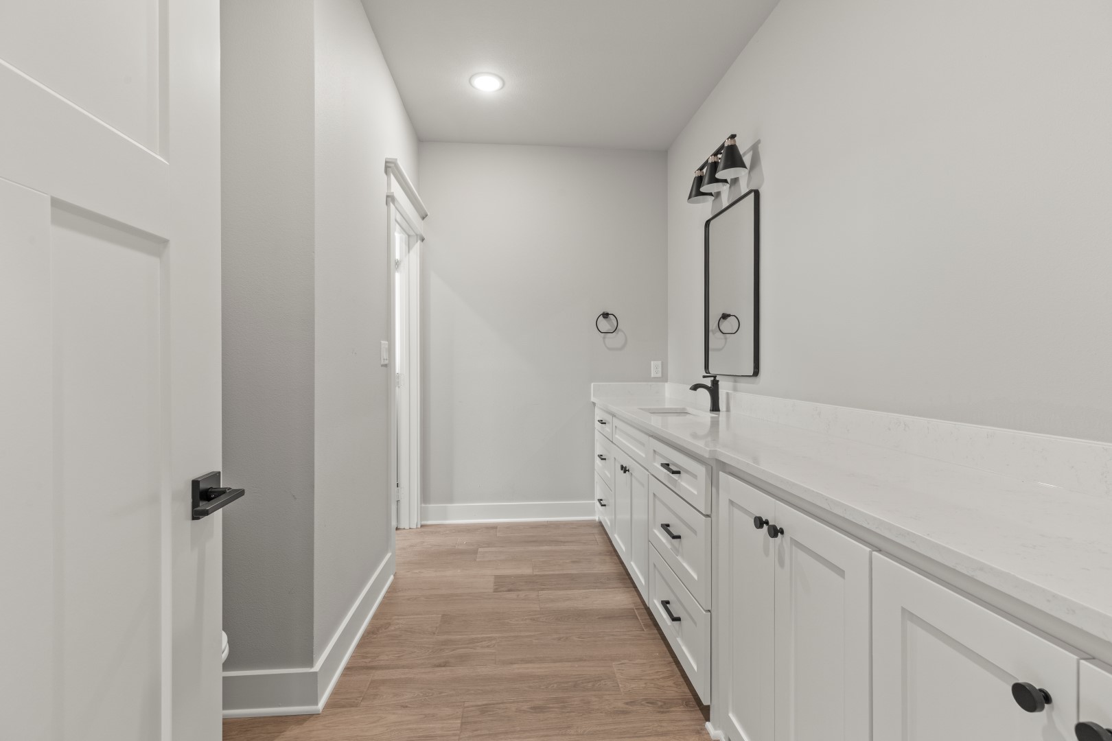 Tyler, Texas, 75704, United States, 4 Bedrooms Bedrooms, ,3 BathroomsBathrooms,Land,For Sale,1974670