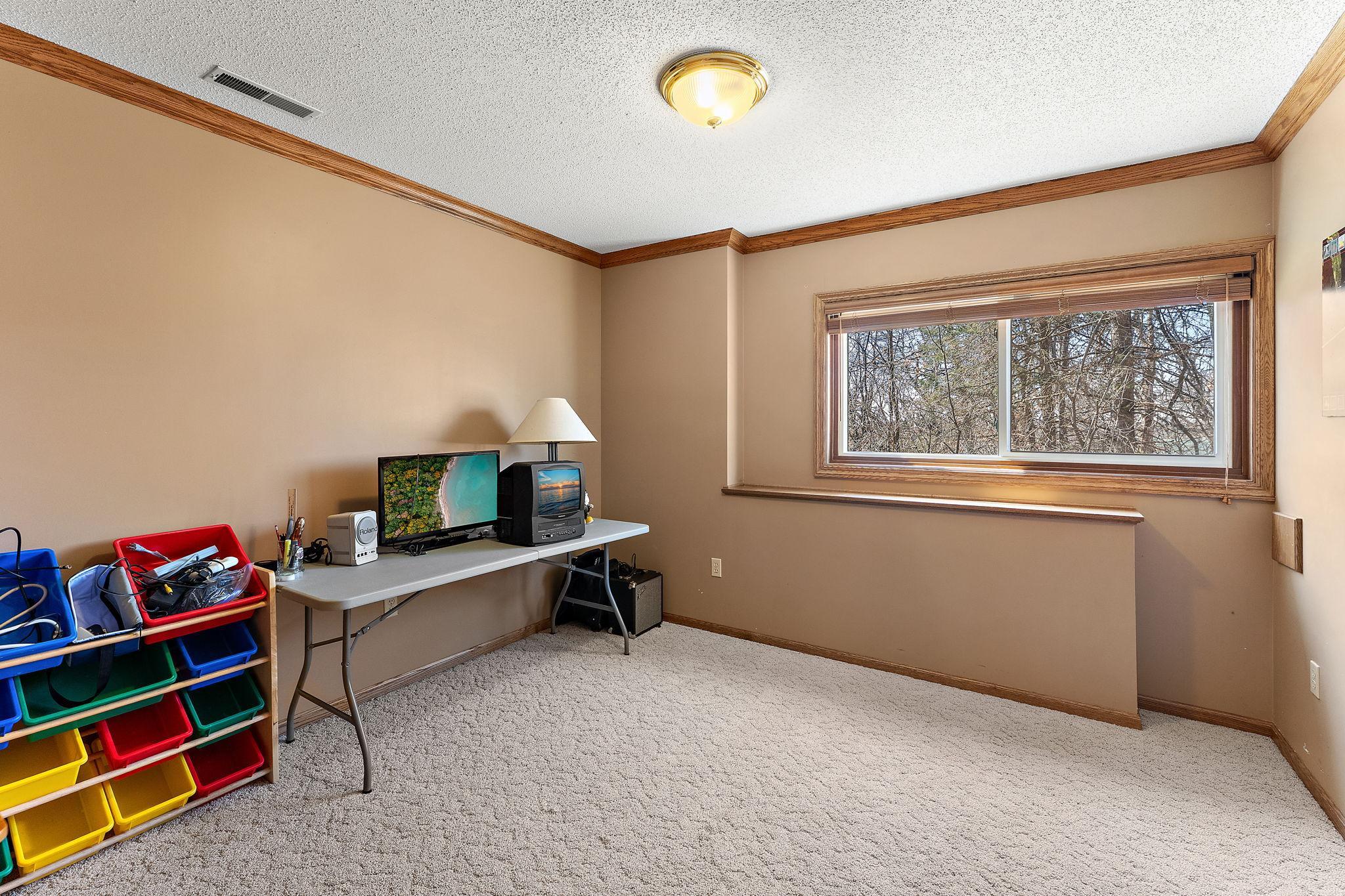 Hudson, Wisconsin, 54016, United States, 4 Bedrooms Bedrooms, ,4 BathroomsBathrooms,Residential,For Sale,2038395