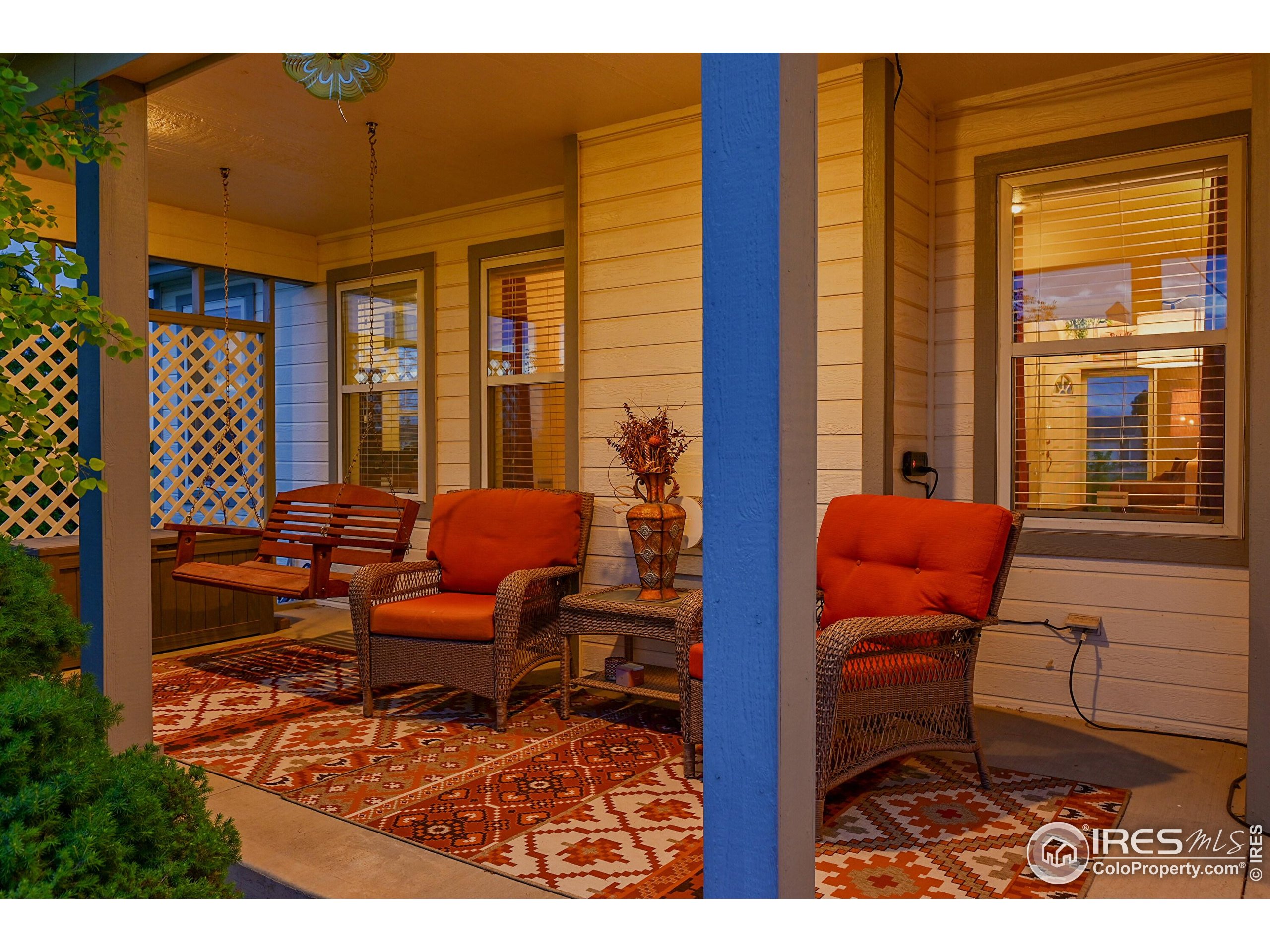 Strasburg, Colorado, 80136, United States, 3 Bedrooms Bedrooms, ,4 BathroomsBathrooms,Residential,For Sale,1991126