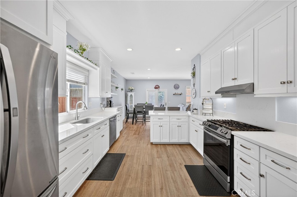 Hemet, California, 92545, United States, 6 Bedrooms Bedrooms, ,3 BathroomsBathrooms,Residential,For Sale,2044409