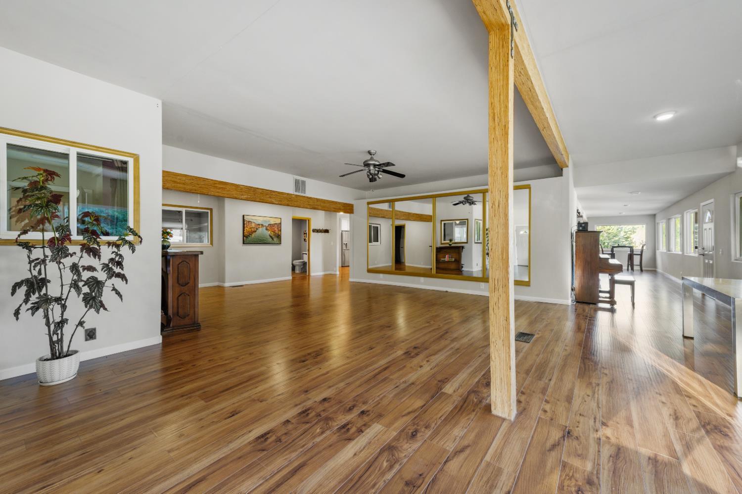 Grass Valley, California, 95945, United States, 4 Bedrooms Bedrooms, ,4 BathroomsBathrooms,Residential,For Sale,1897188