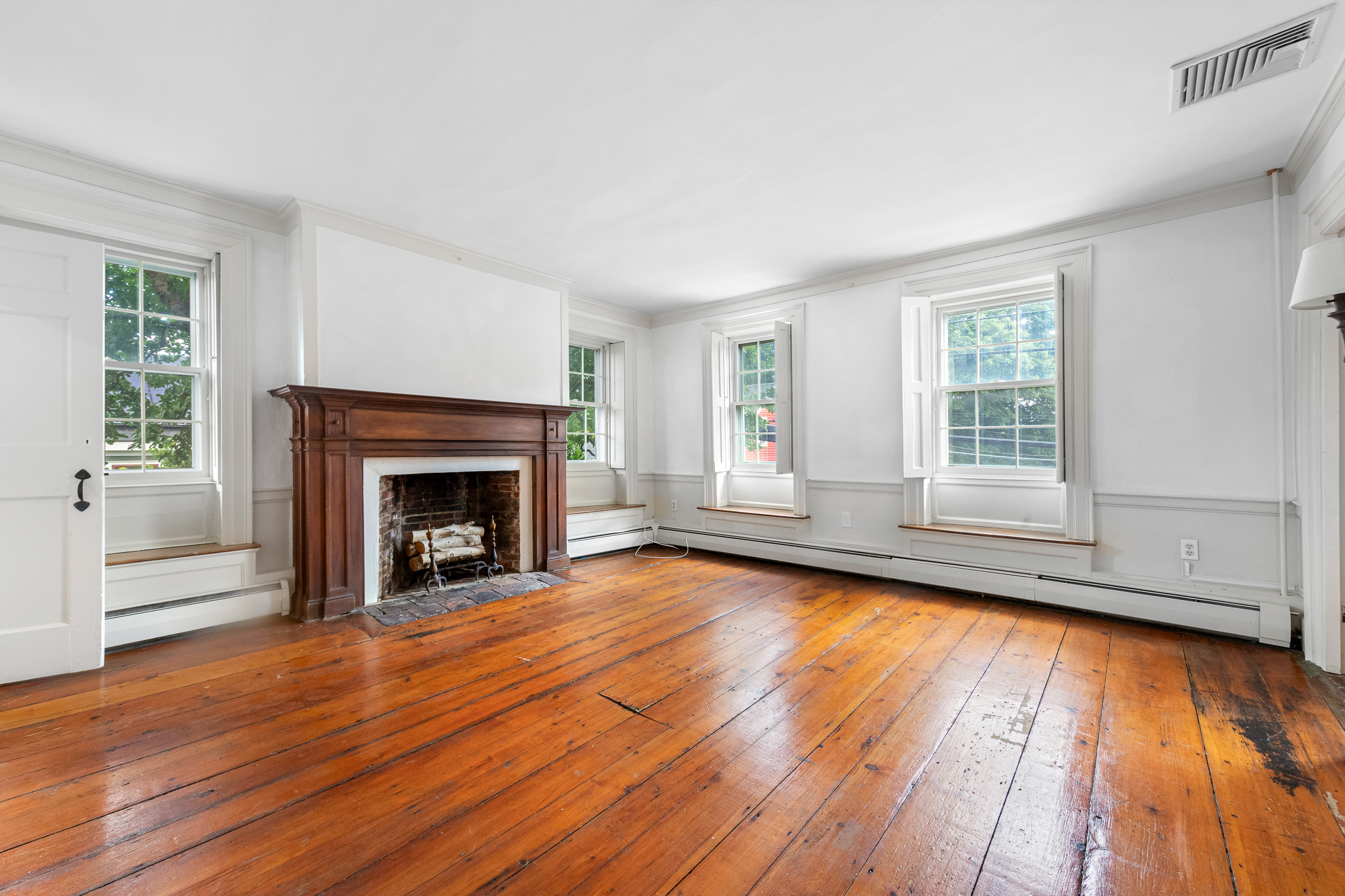  56 Lime St, Newburyport, MA, 01950 - 物件實景