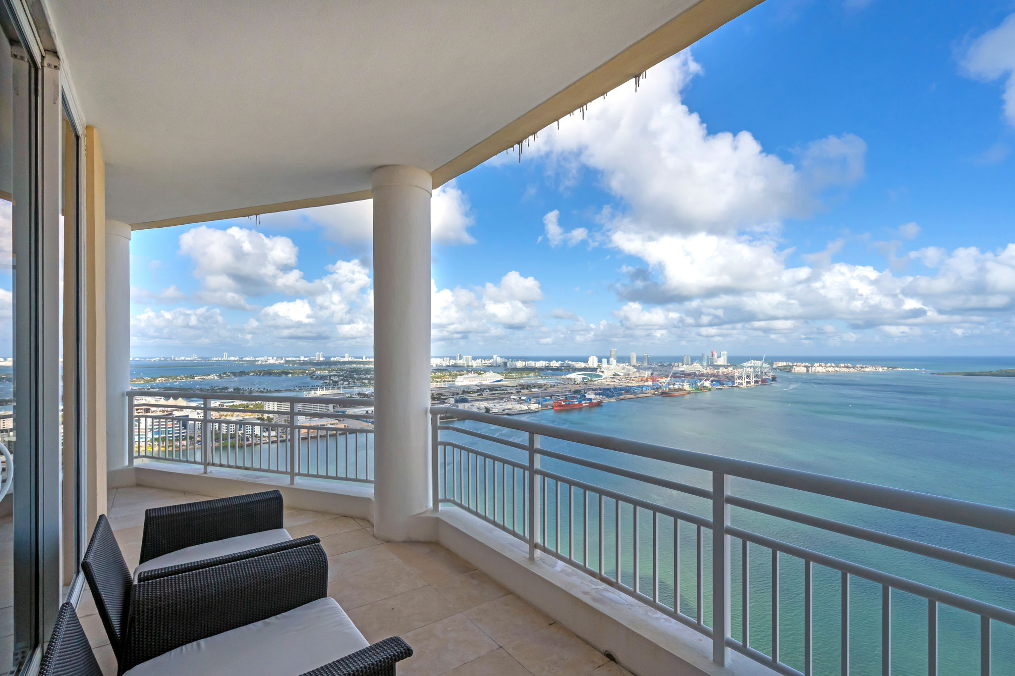  848 Brickell Key Drive LPH4401, Miami, FL, 33131 - 物件實景