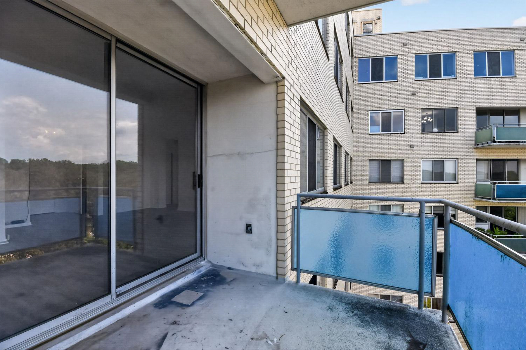  10201 Grosvenor Place, Rockville, MD, 20852 - 物件實景