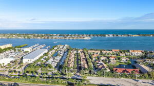 Hypoluxo, Florida, 33462, United States, 3 Bedrooms Bedrooms, ,3 BathroomsBathrooms,Residential,For Sale,2009239