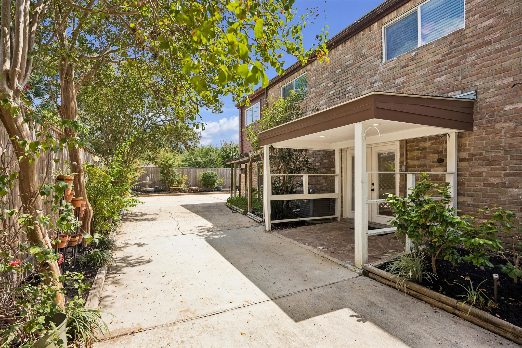  11523 Highgrove Drive - 物件實景