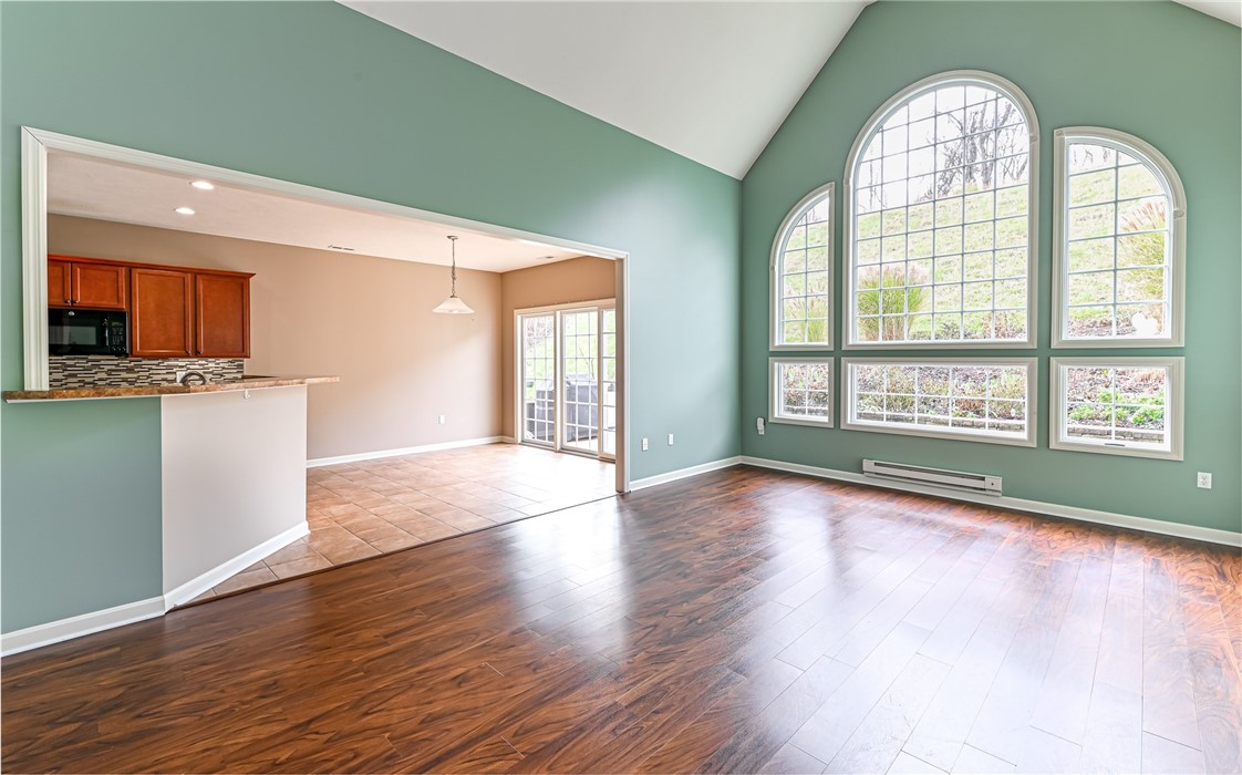 Richland, Pennsylvania, 15044, United States, 3 Bedrooms Bedrooms, ,3 BathroomsBathrooms,Residential,For Sale,1991819