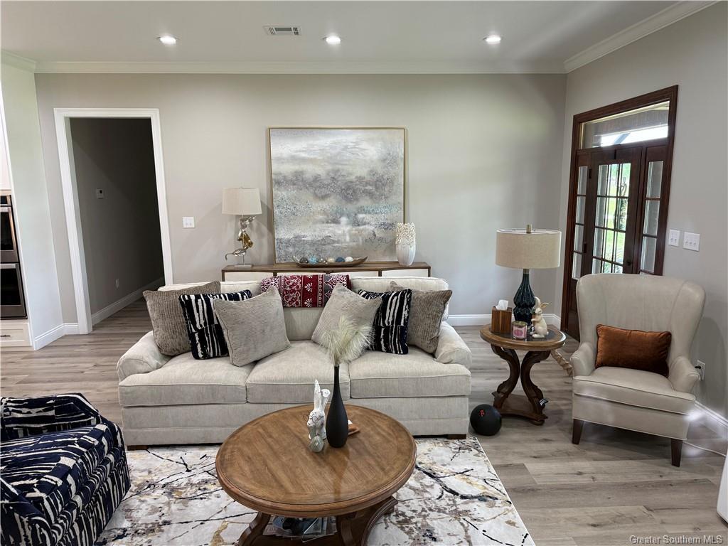 Dequincy, Louisiana, 70633, United States, 5 Bedrooms Bedrooms, ,3 BathroomsBathrooms,Residential,For Sale,1806422